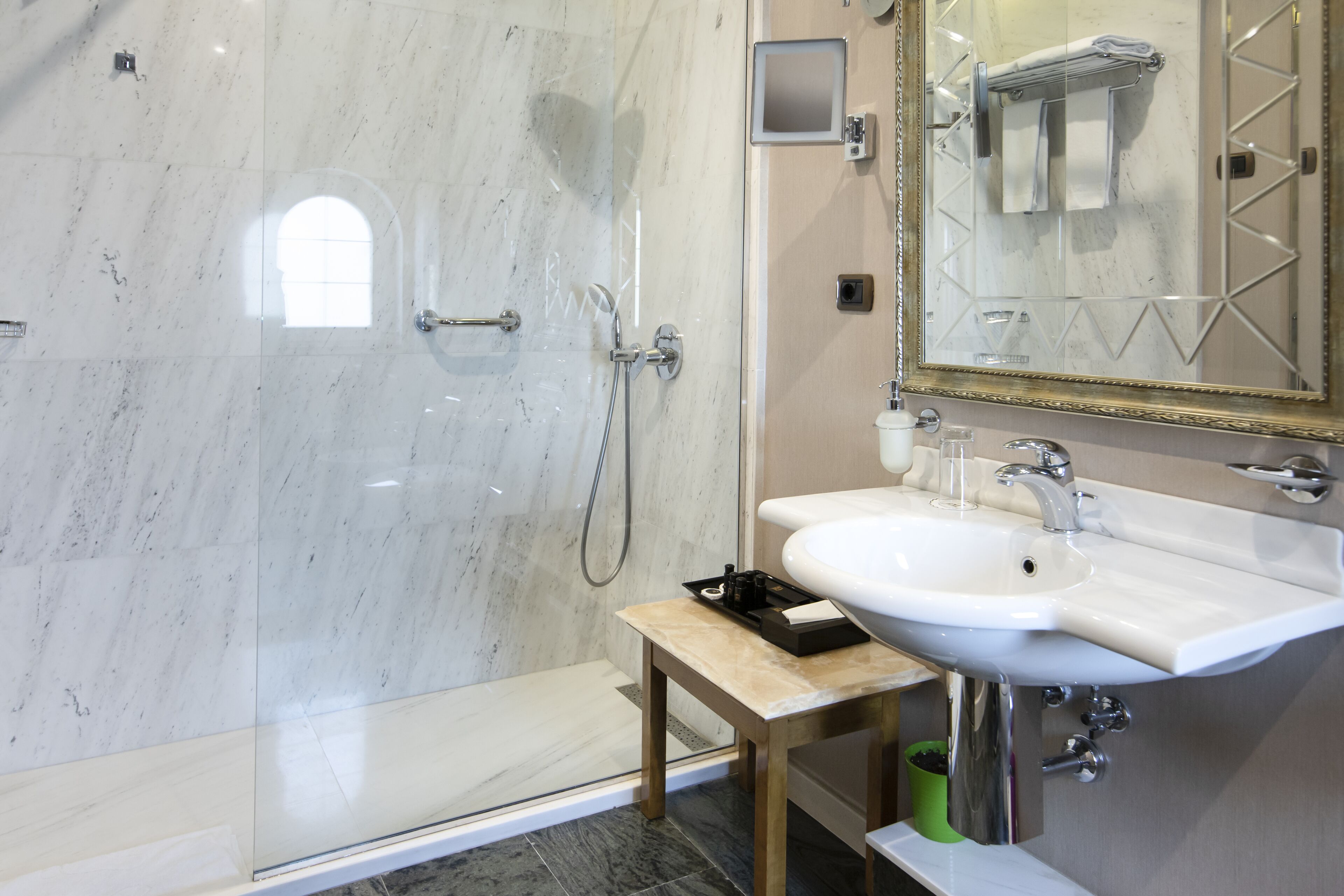 Xheko Imperial Luxury Hotel & SPA