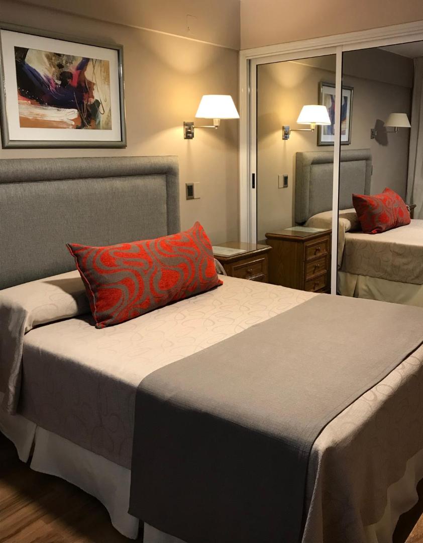 Crillon Mendoza Crillon Mendoza