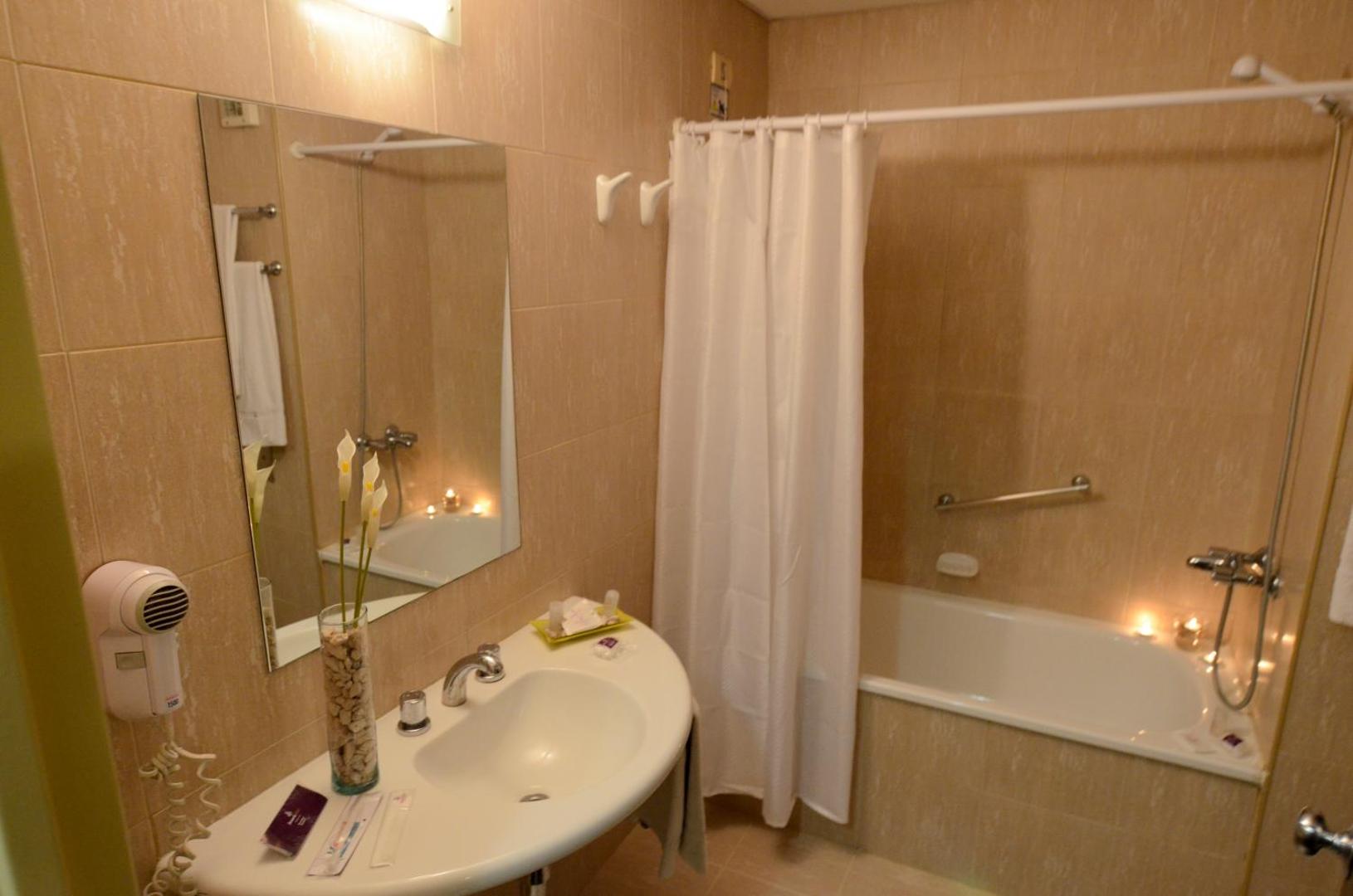 Hathor Hotels Mendoza Hathor Hotels Mendoza