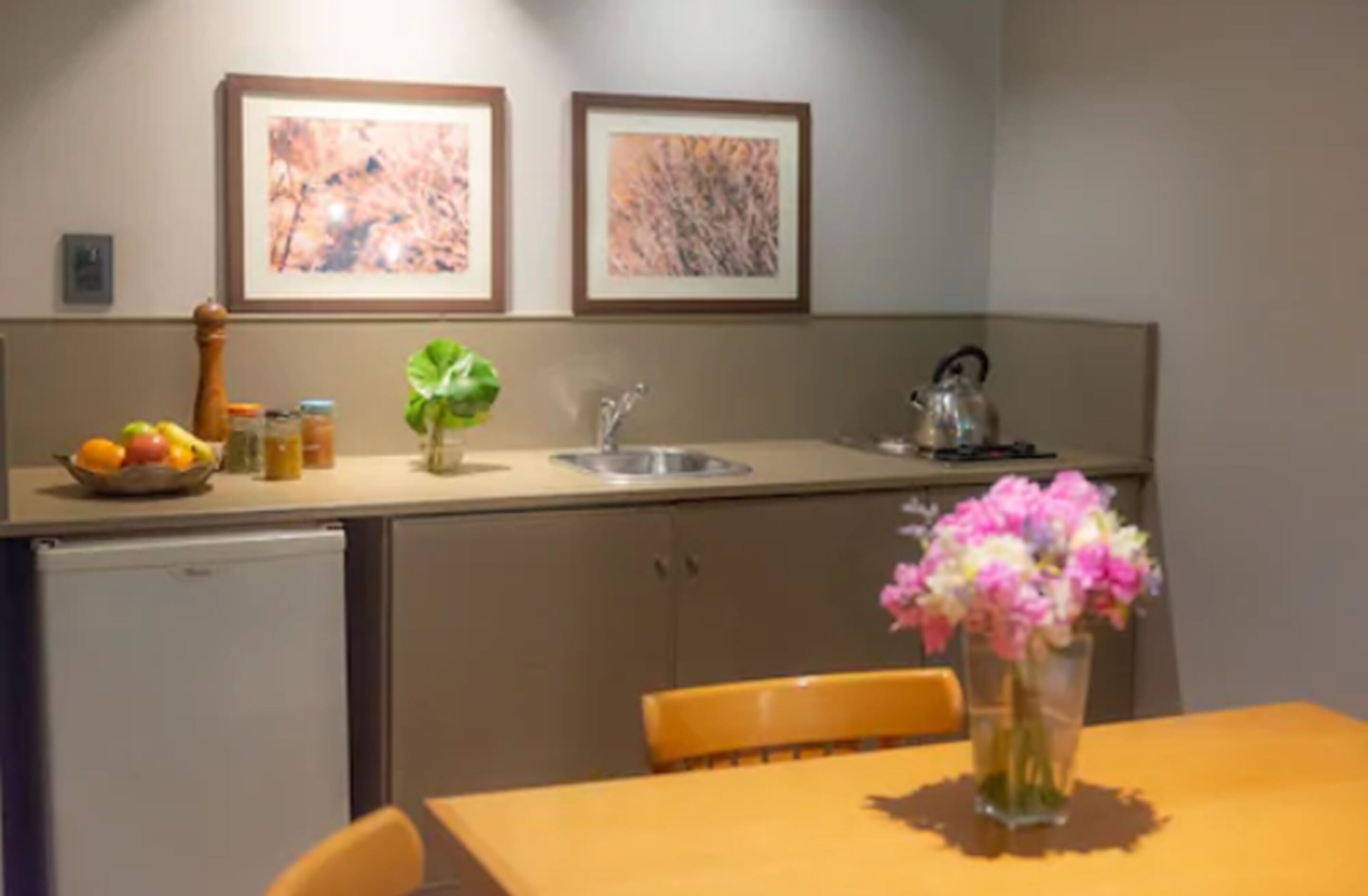 Portal Plaza Suites Portal Plaza Suites