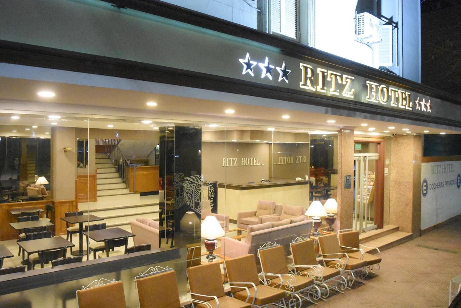 Ritz Mendoza Ritz Mendoza