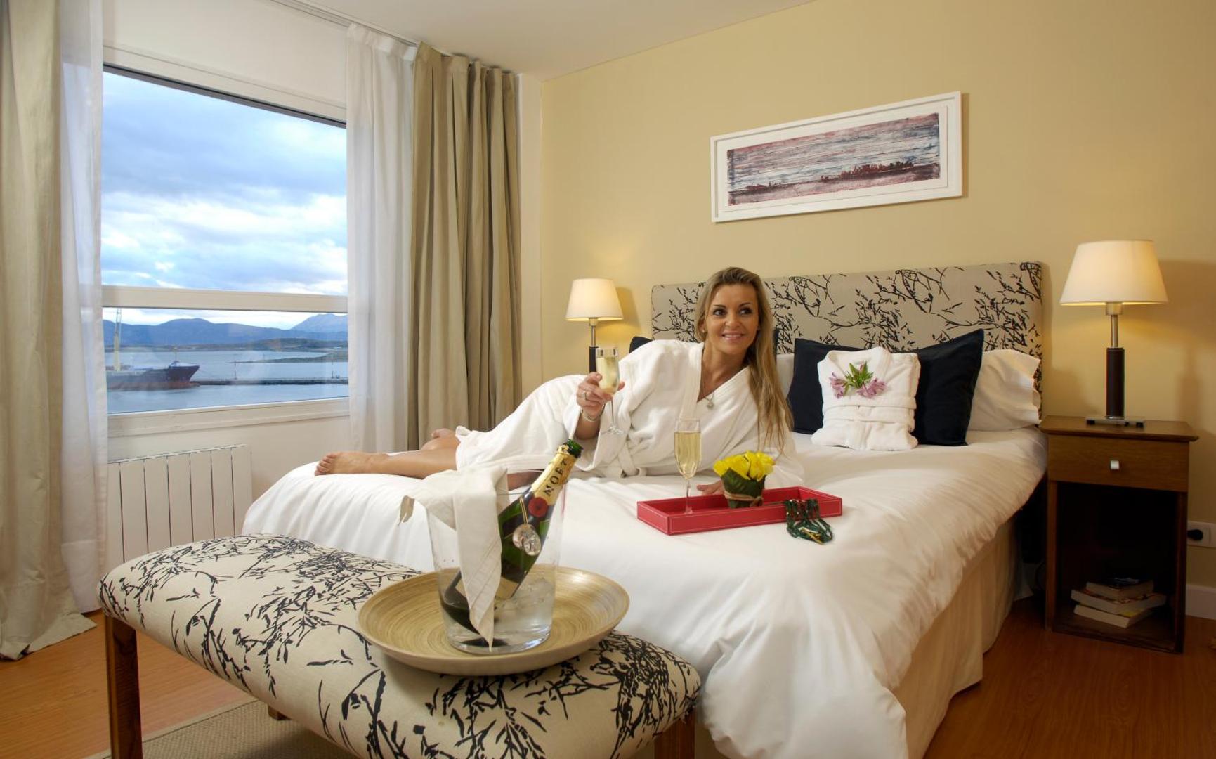 Cilene del Faro Suites & Spa Cilene del Faro Suites & Spa