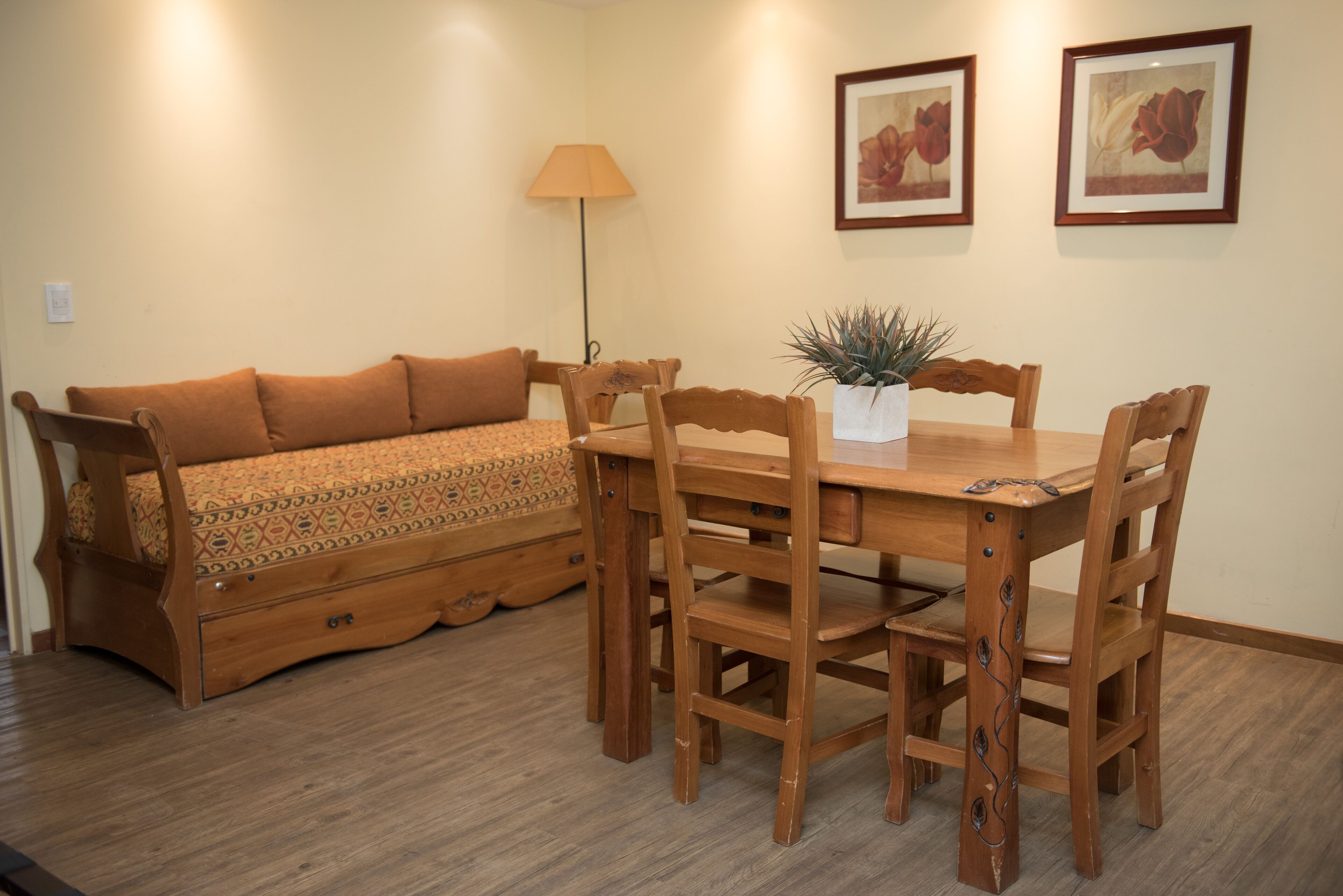 Hostal del Bosque Hostal del Bosque