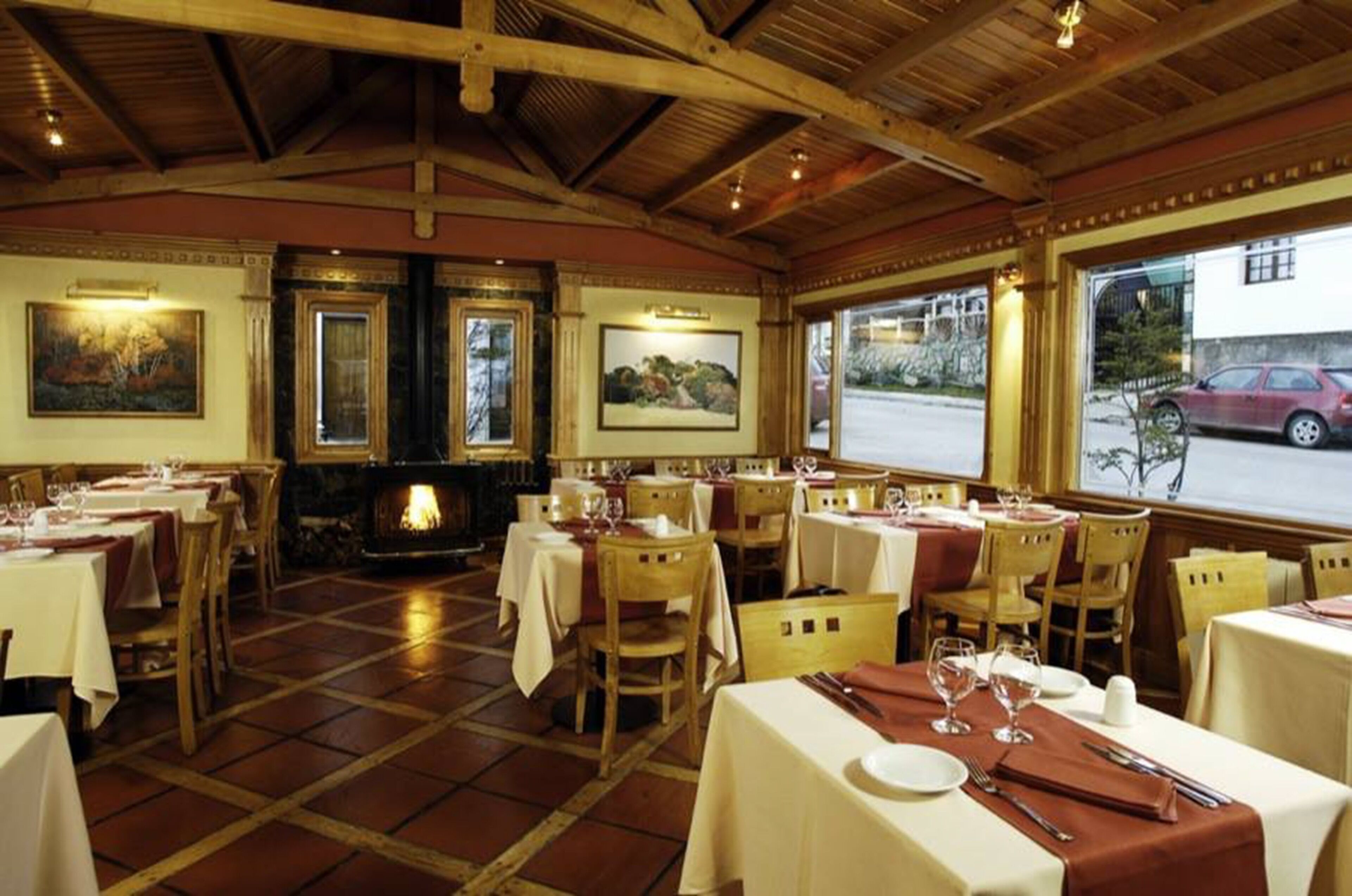 Hostal del Bosque Hostal del Bosque