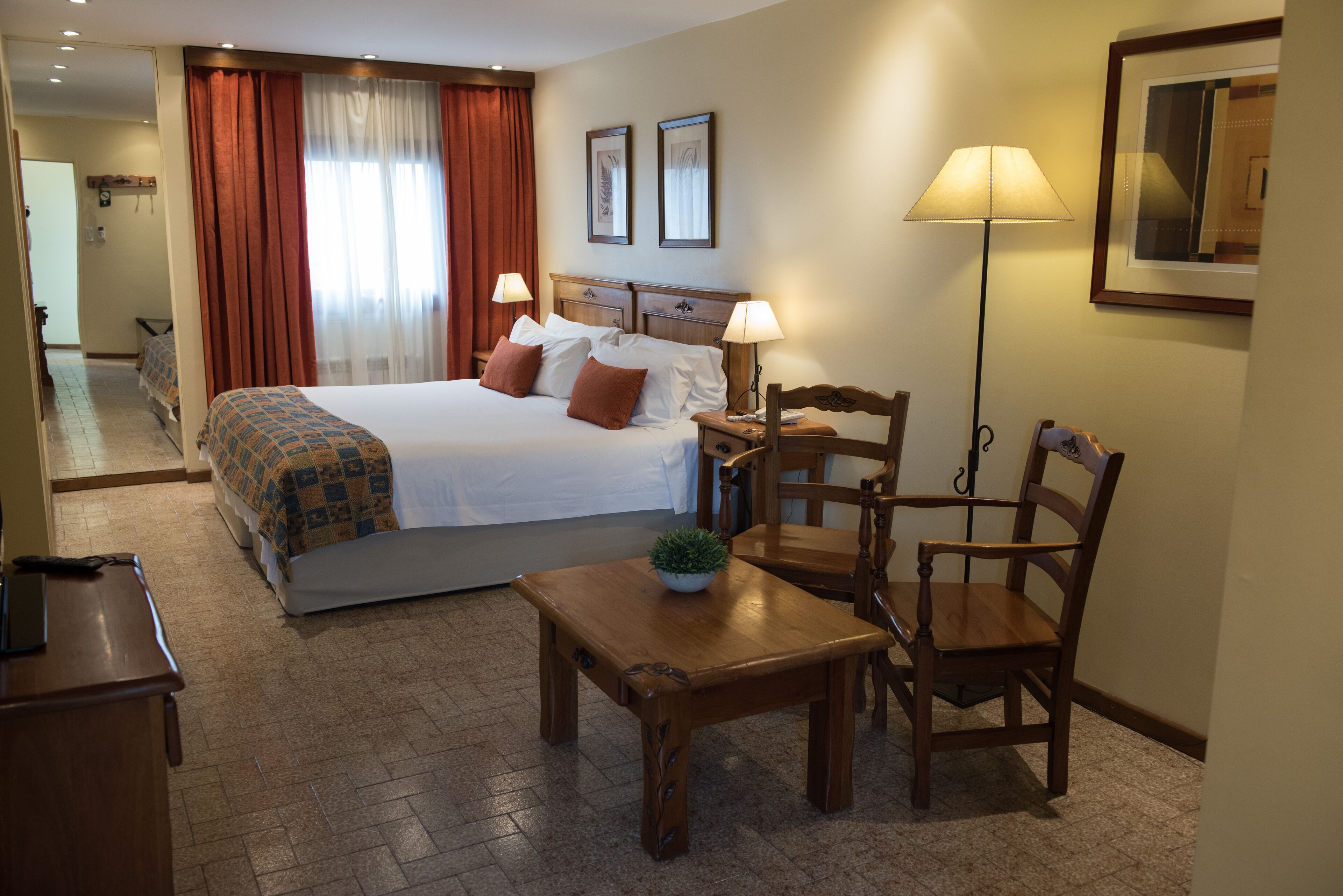 Hostal del Bosque Hostal del Bosque
