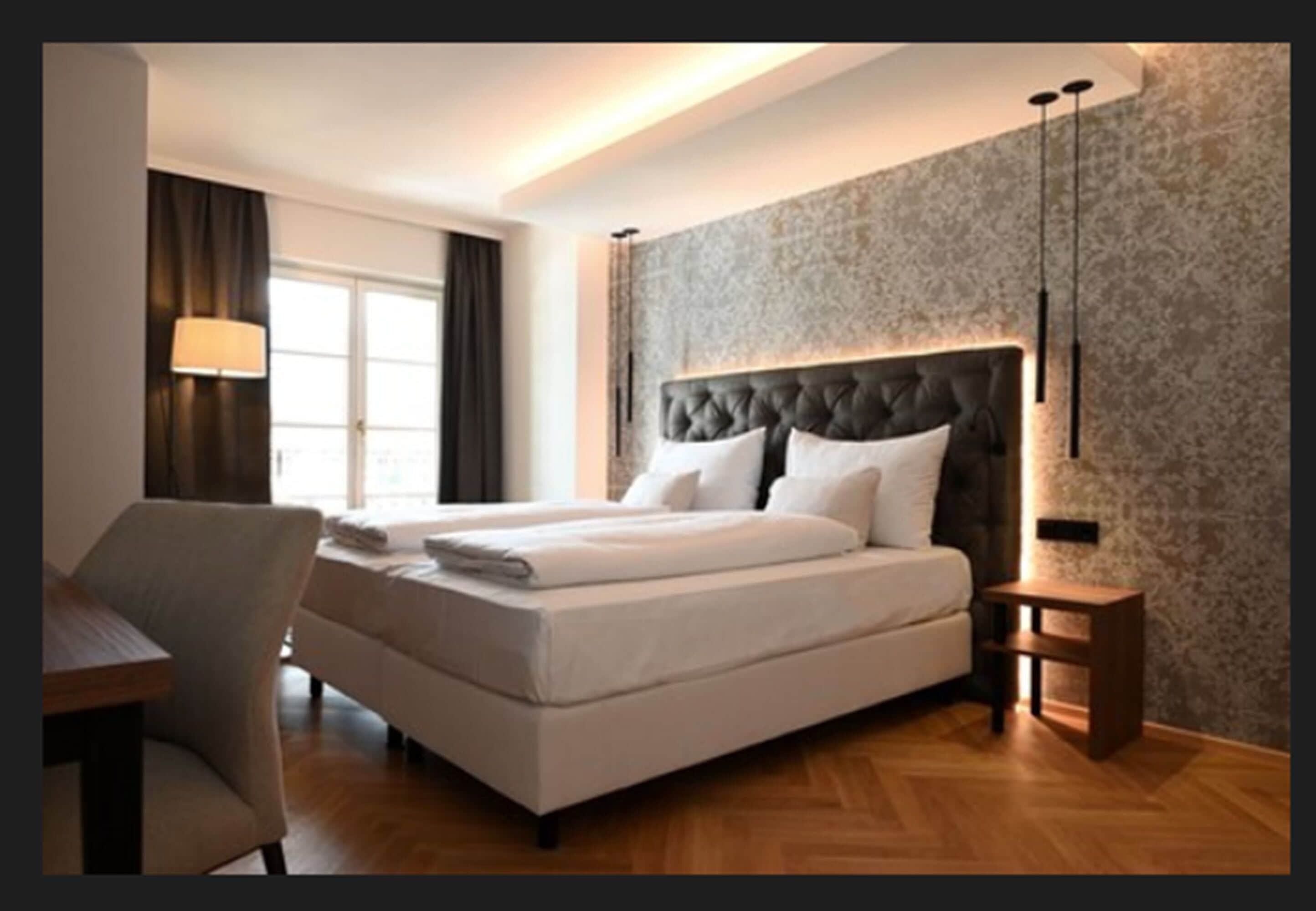 Hotel Schwarzer Adler Hotel Schwarzer Adler