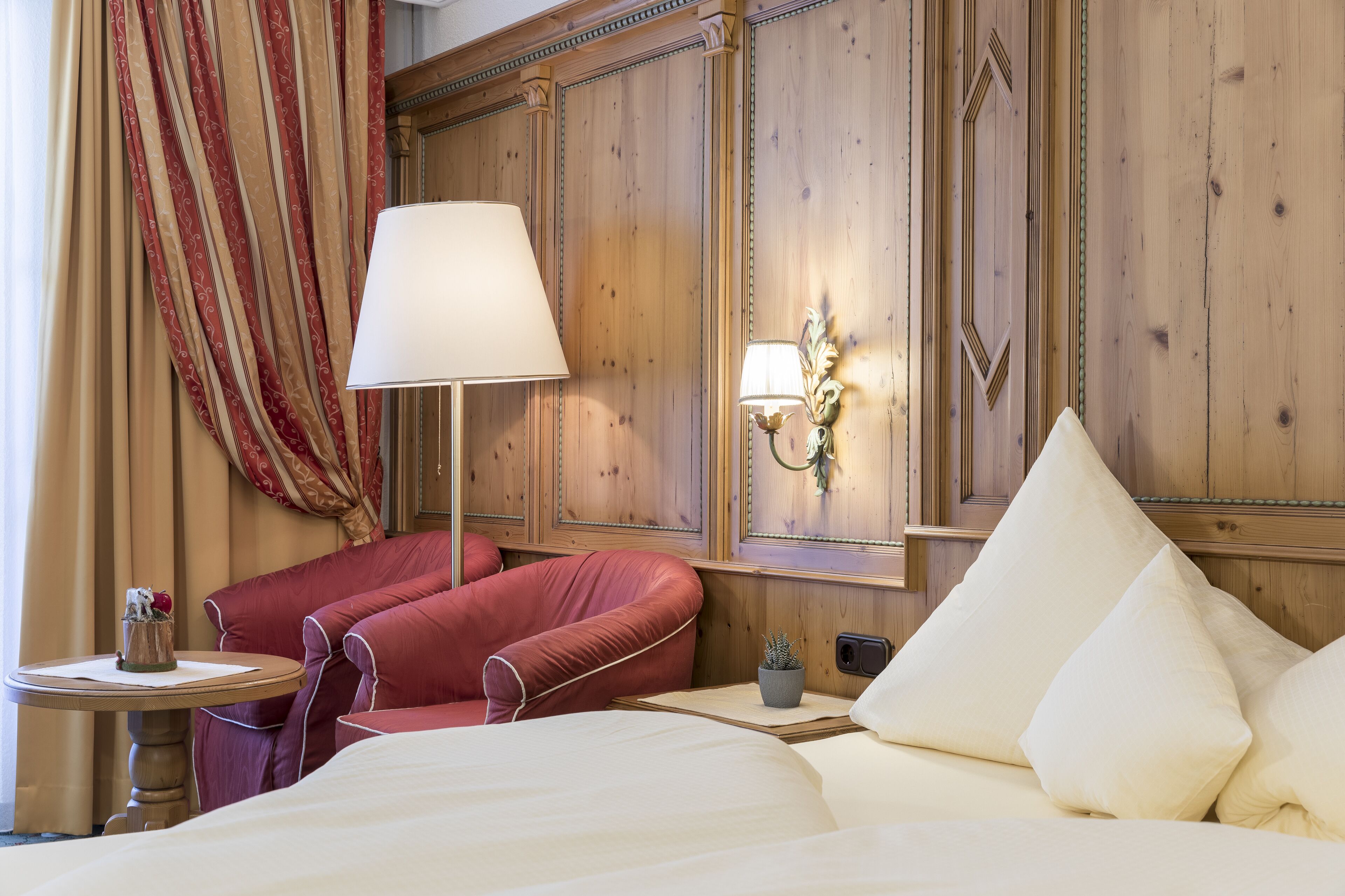 Gourmet- & Wellness-Hotel Alte Post Gourmet- & Wellness-Hotel Alte Post