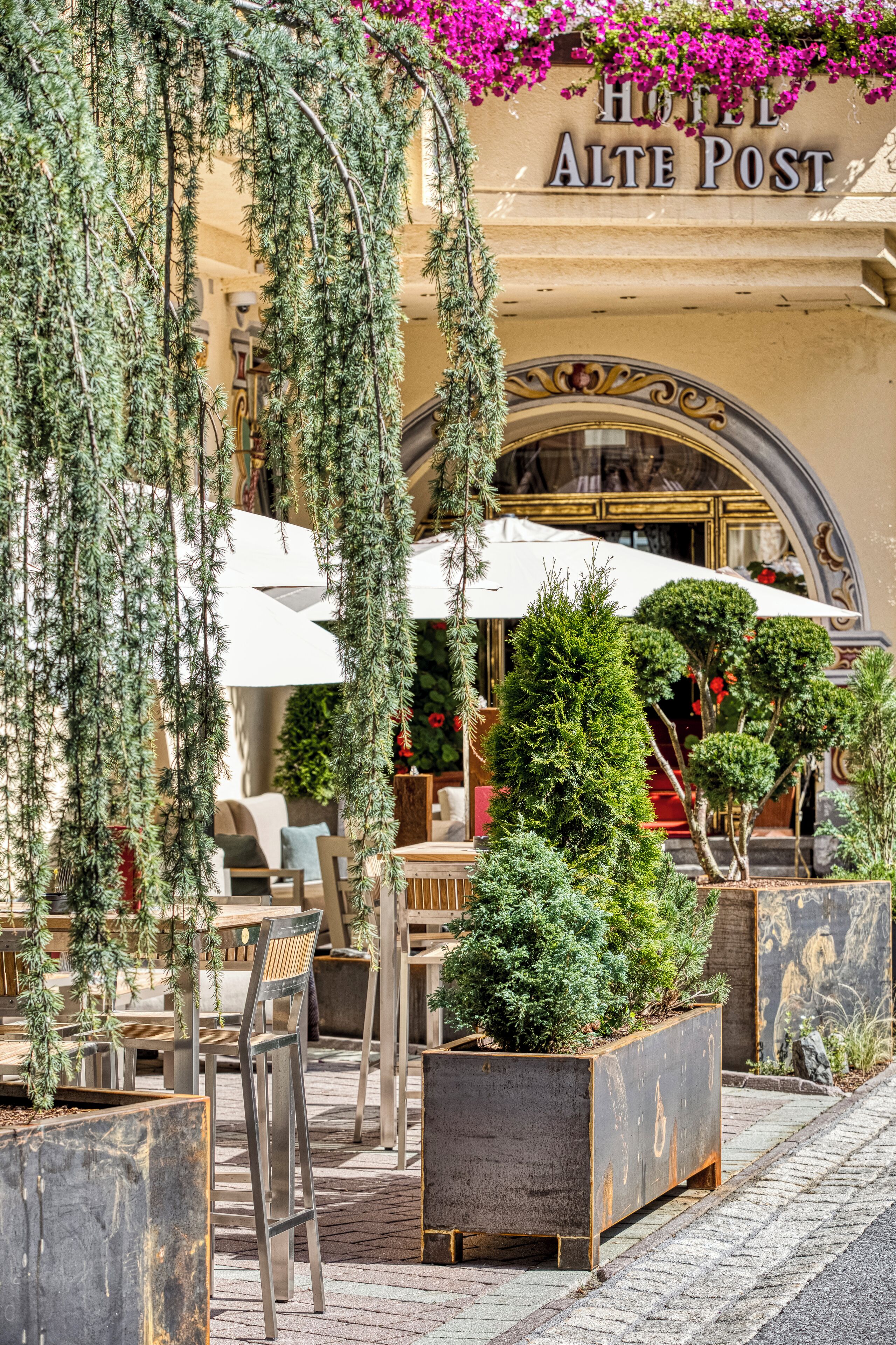 Gourmet- & Wellness-Hotel Alte Post Gourmet- & Wellness-Hotel Alte Post