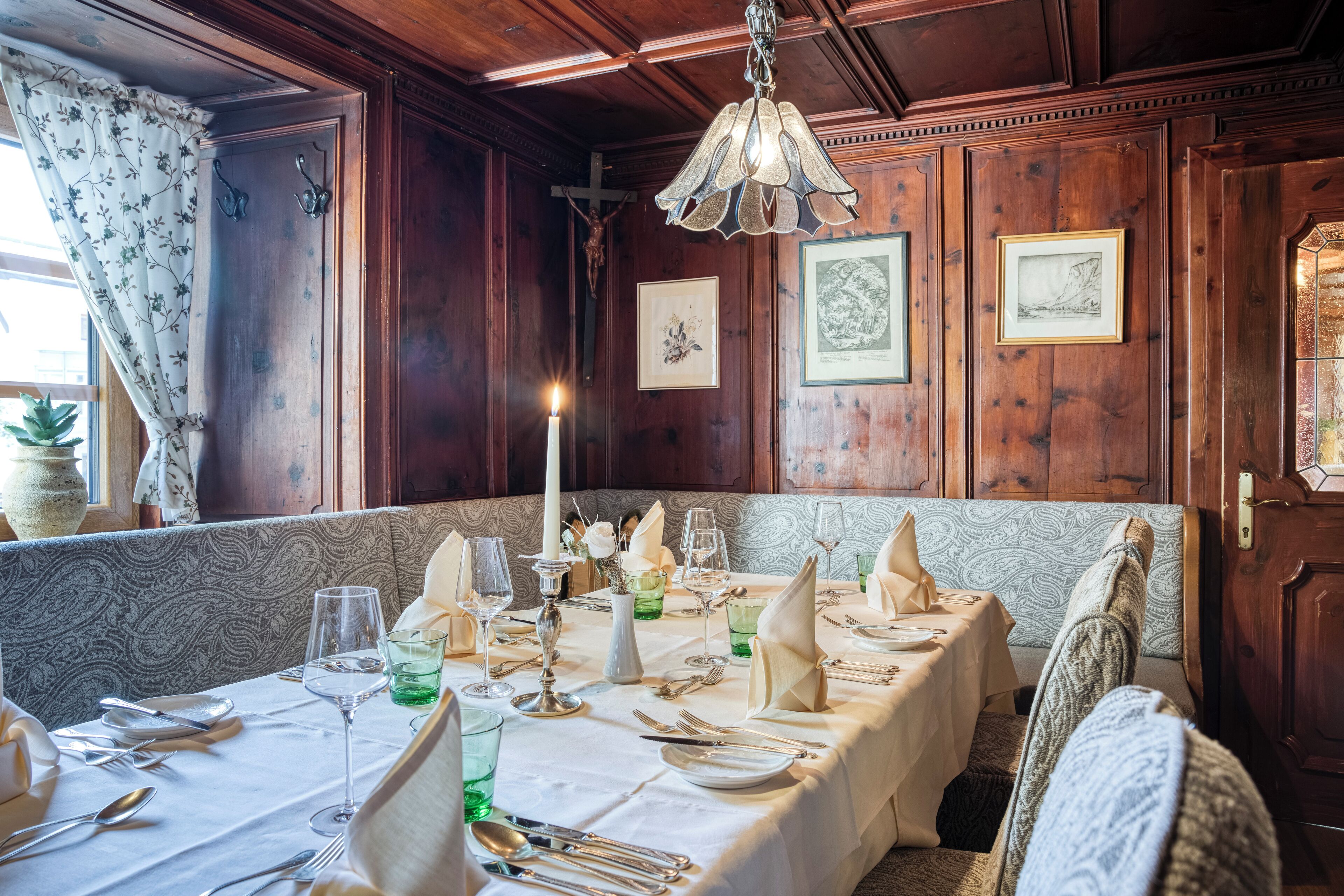 Gourmet- & Wellness-Hotel Alte Post Gourmet- & Wellness-Hotel Alte Post