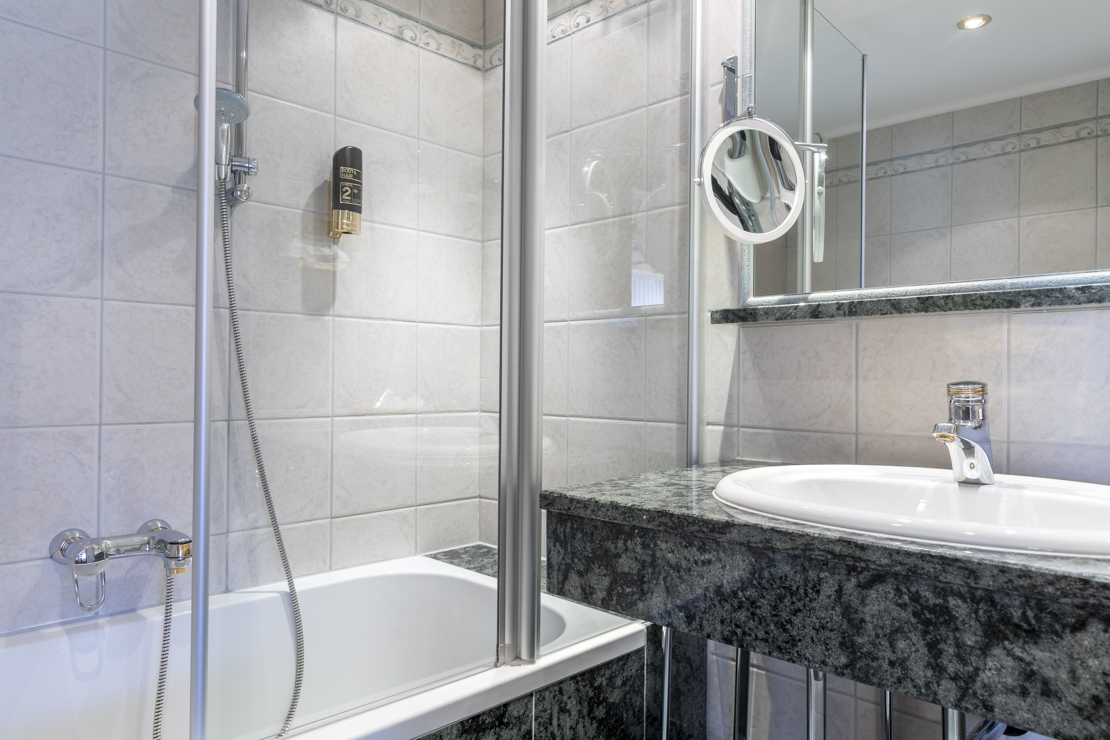 Gourmet- & Wellness-Hotel Alte Post Gourmet- & Wellness-Hotel Alte Post