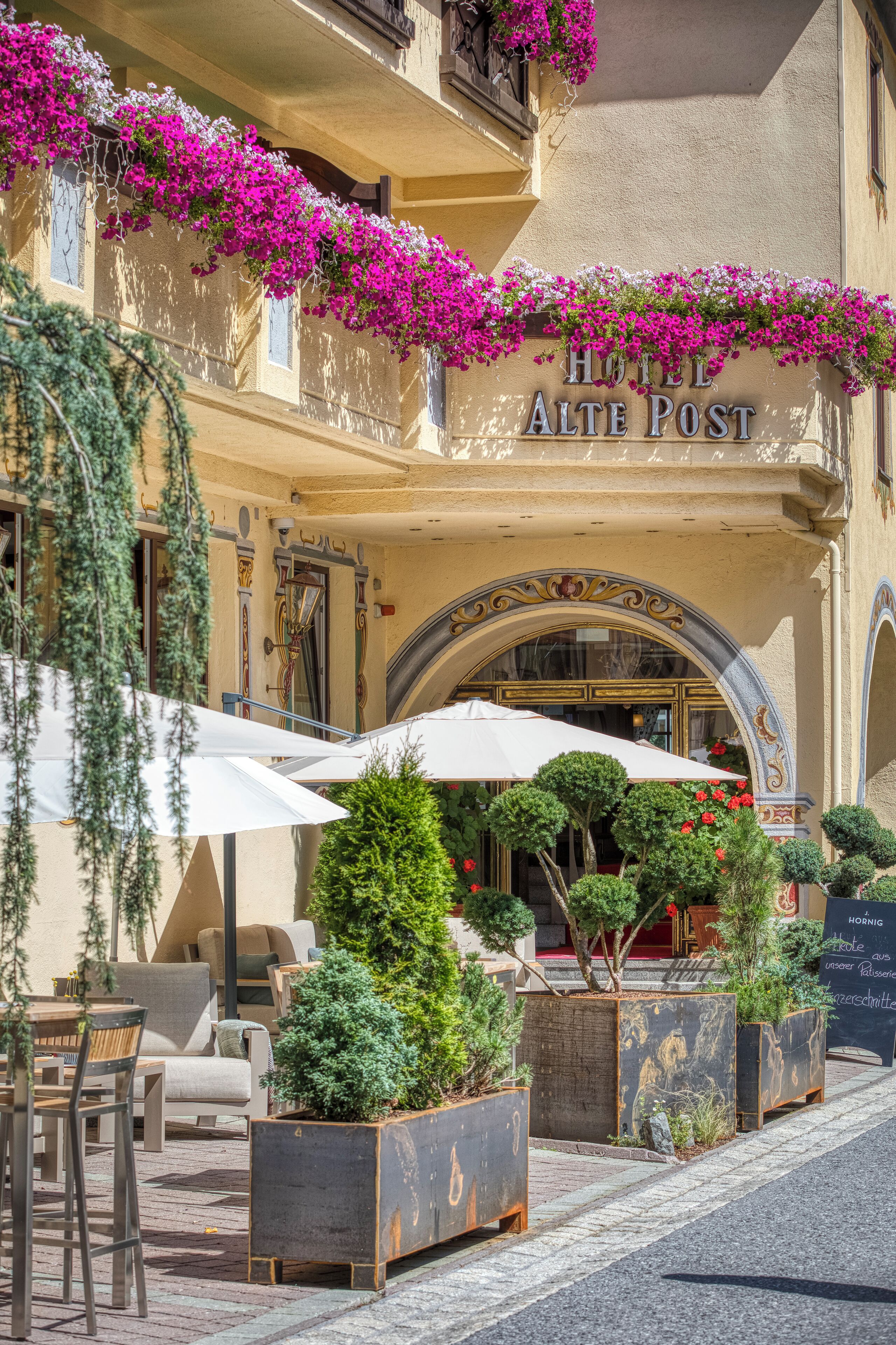 Gourmet- & Wellness-Hotel Alte Post Gourmet- & Wellness-Hotel Alte Post