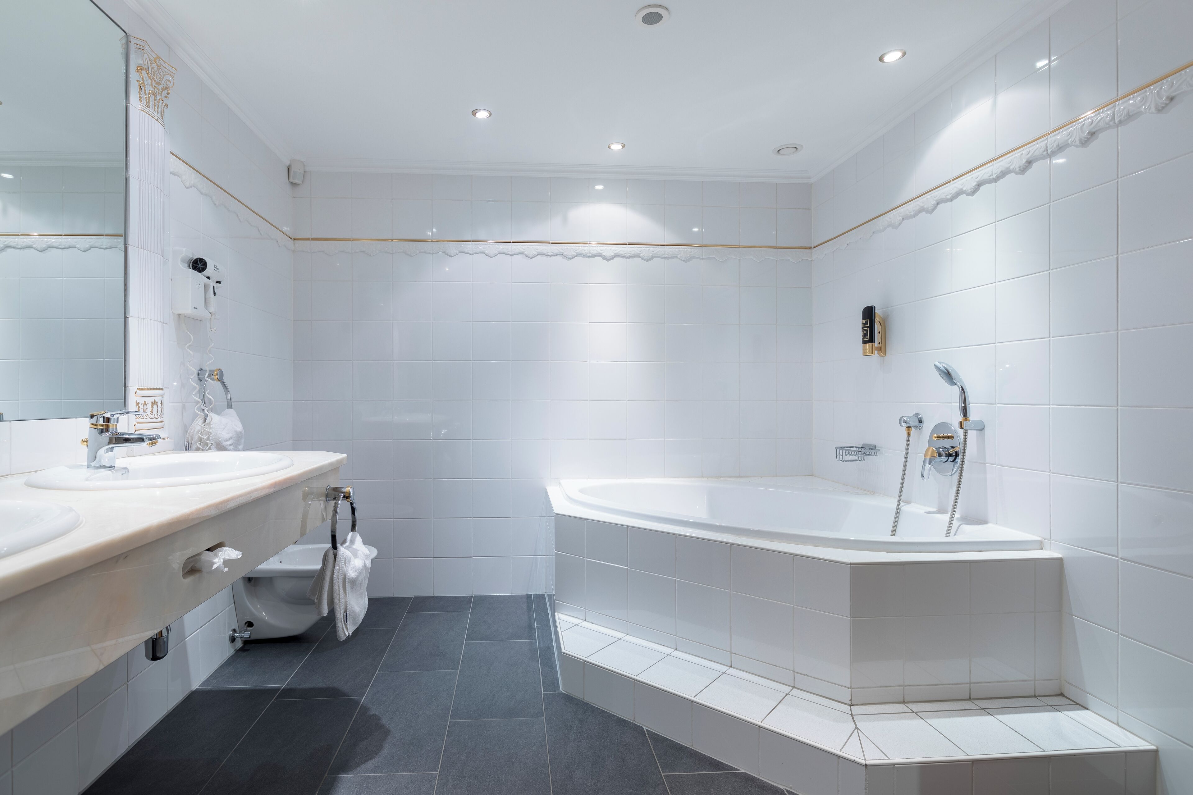 Gourmet- & Wellness-Hotel Alte Post Gourmet- & Wellness-Hotel Alte Post