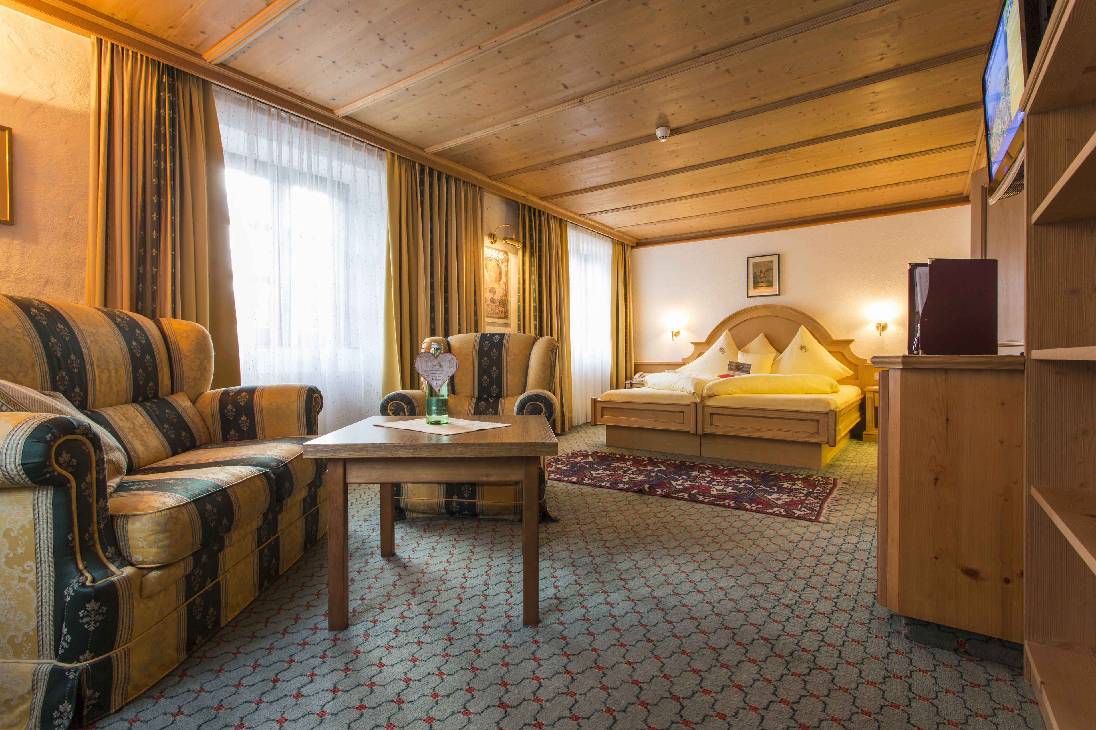 Gourmet- & Wellness-Hotel Alte Post Gourmet- & Wellness-Hotel Alte Post