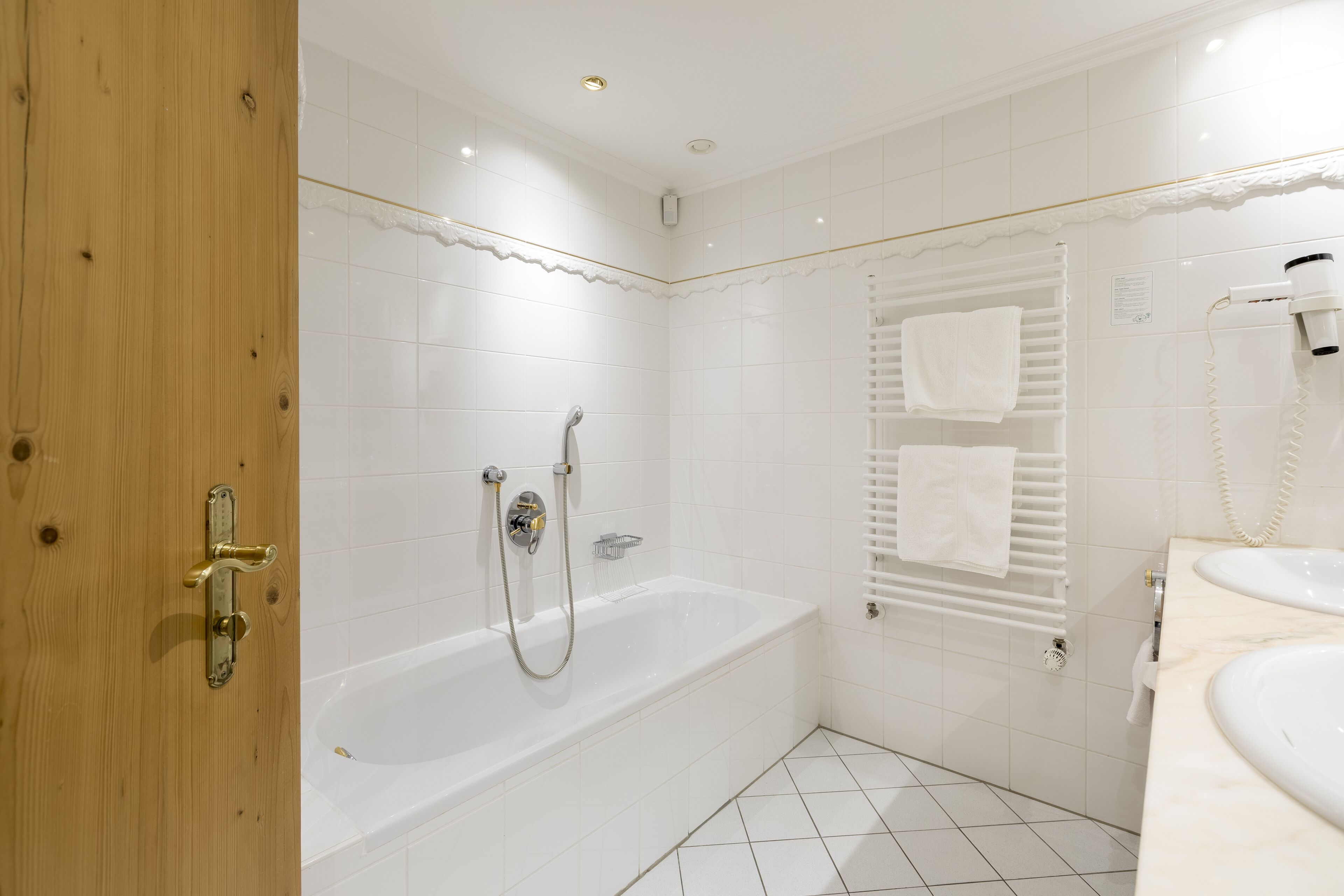 Gourmet- & Wellness-Hotel Alte Post Gourmet- & Wellness-Hotel Alte Post