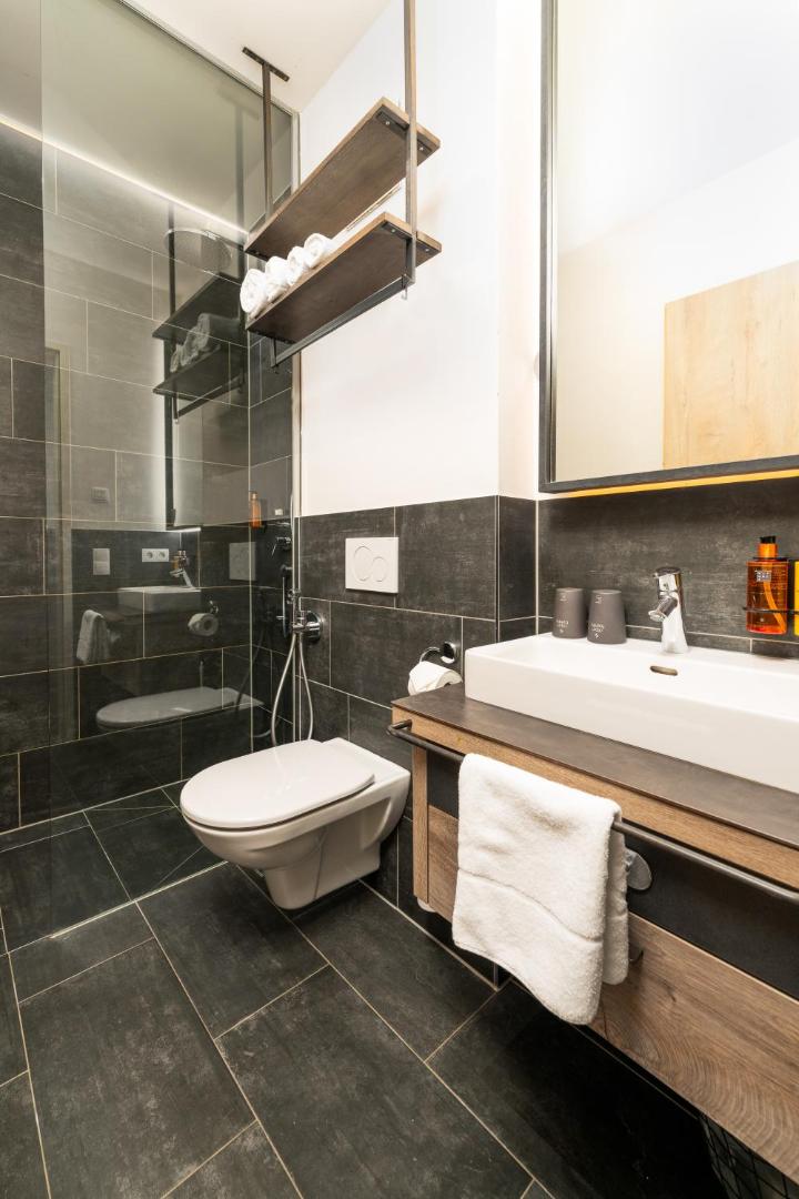 24 by Avenida Hotel & Residences 24 by Avenida Hotel & Residences