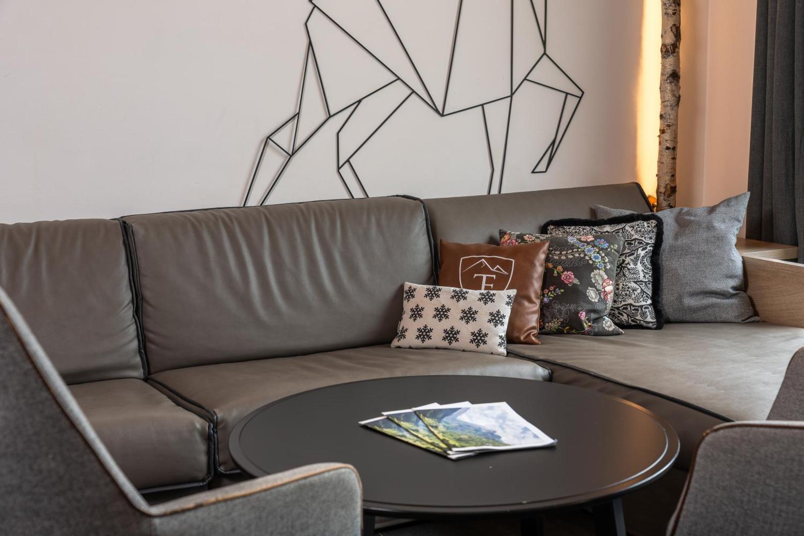 24 by Avenida Hotel & Residences 24 by Avenida Hotel & Residences
