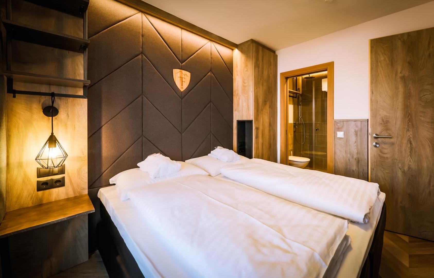 24 by Avenida Hotel & Residences 24 by Avenida Hotel & Residences