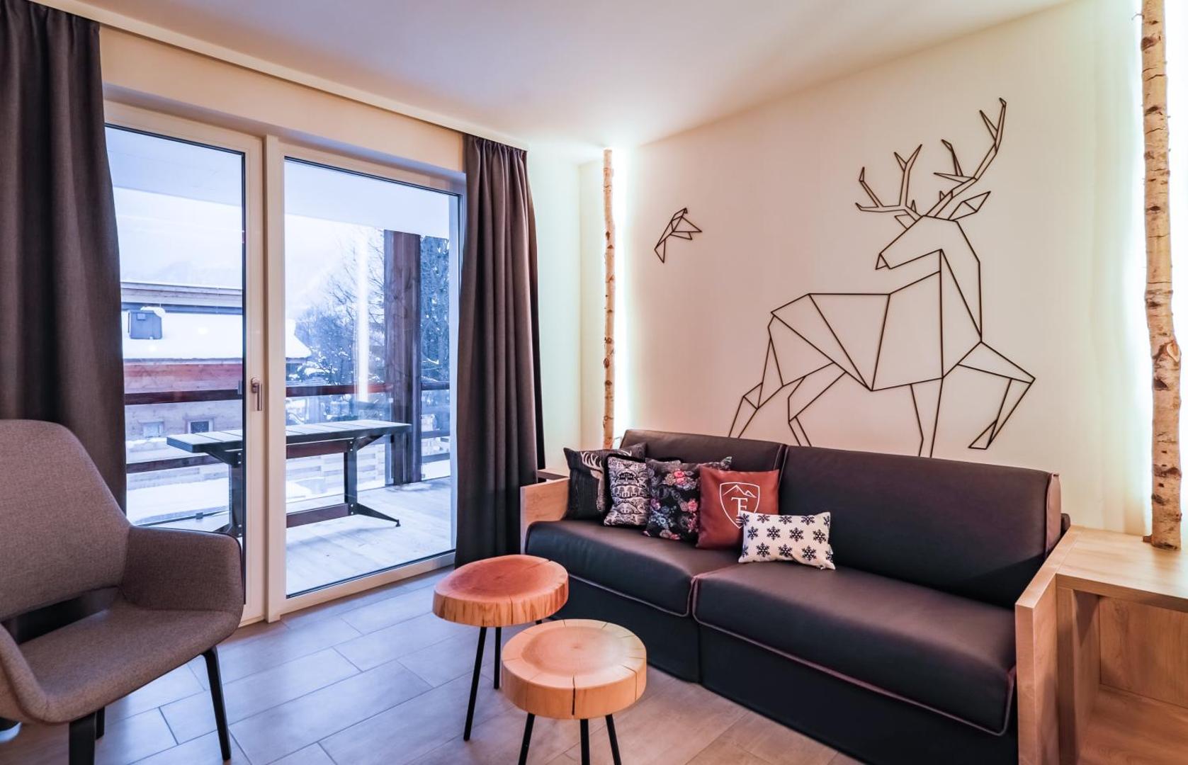 24 by Avenida Hotel & Residences 24 by Avenida Hotel & Residences