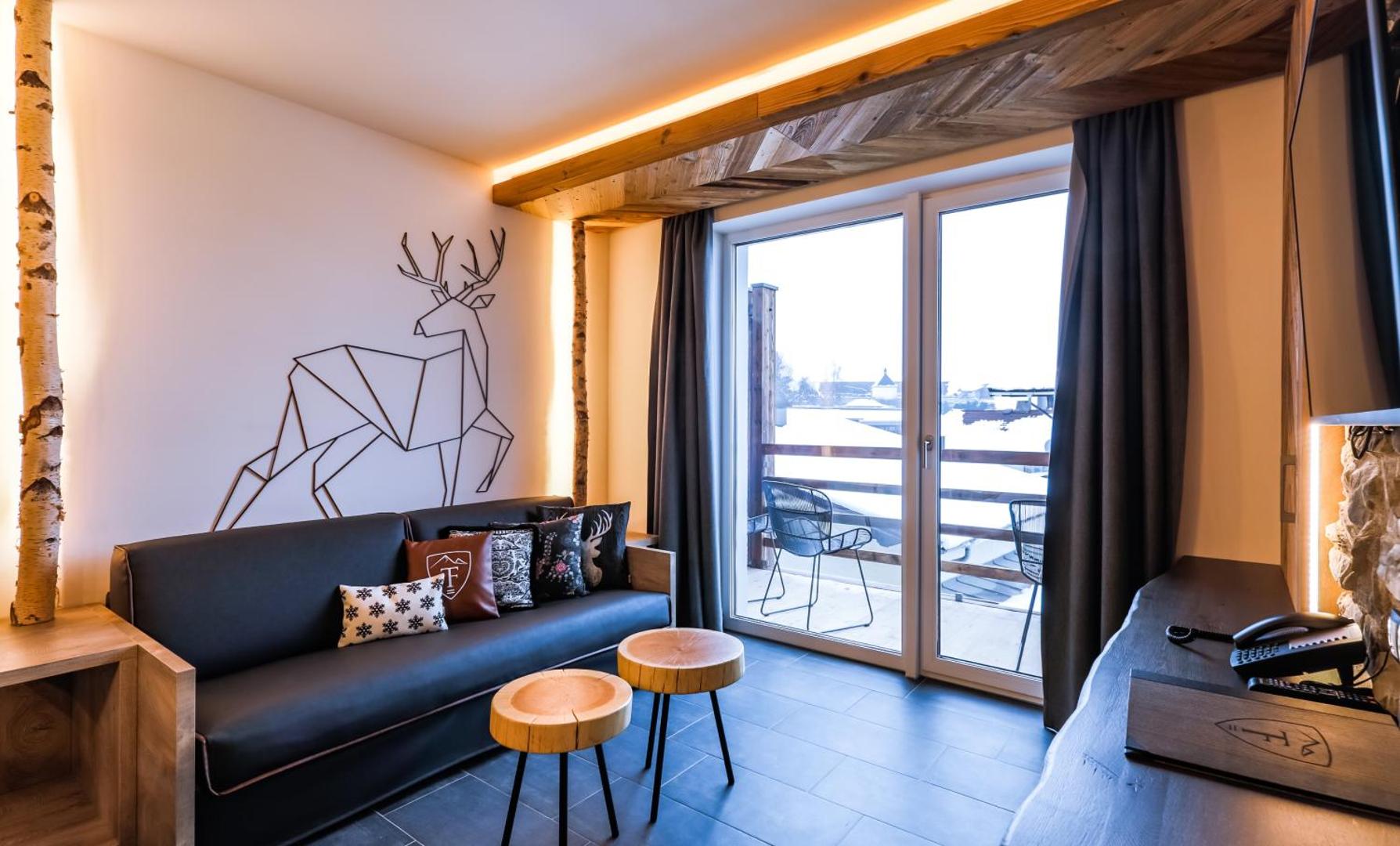 24 by Avenida Hotel & Residences 24 by Avenida Hotel & Residences