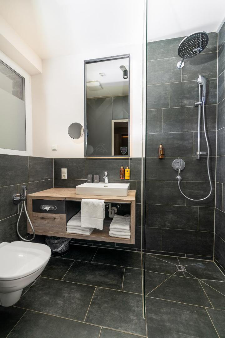 24 by Avenida Hotel & Residences 24 by Avenida Hotel & Residences