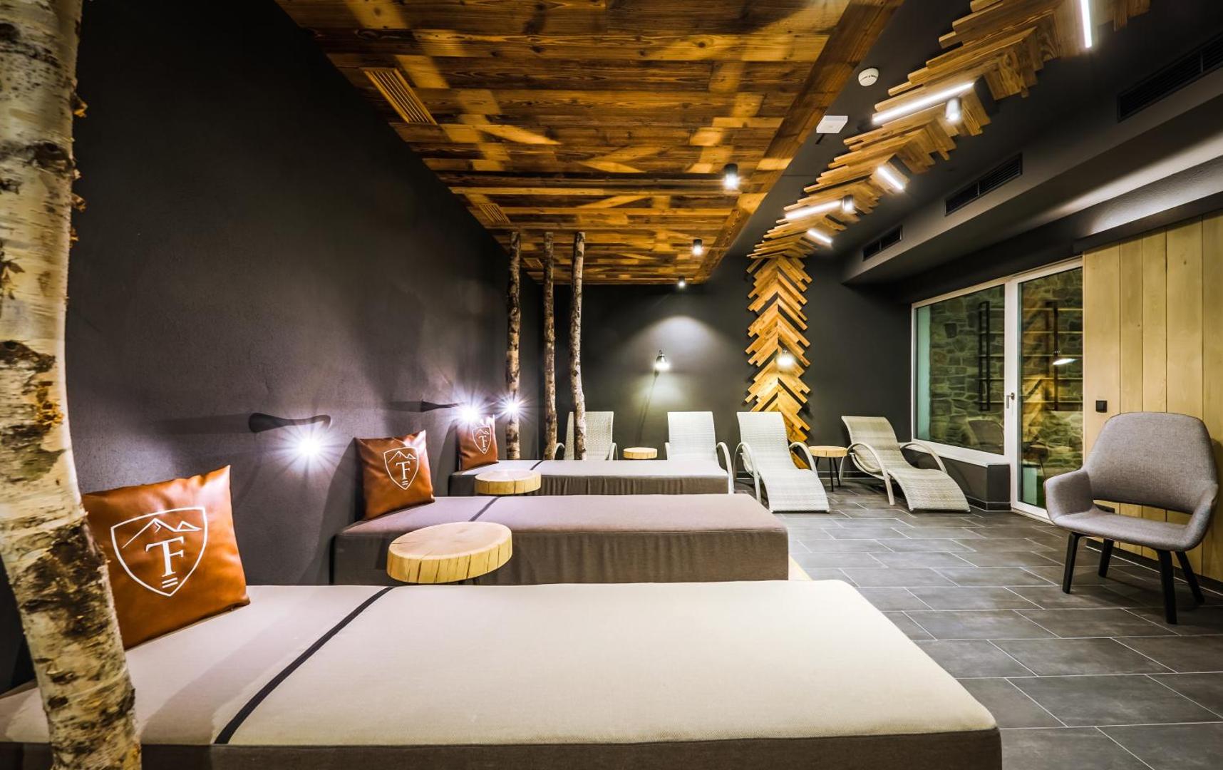 24 by Avenida Hotel & Residences 24 by Avenida Hotel & Residences
