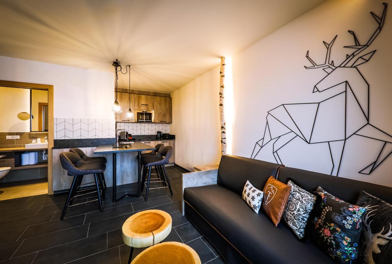 24 by Avenida Hotel & Residences 24 by Avenida Hotel & Residences