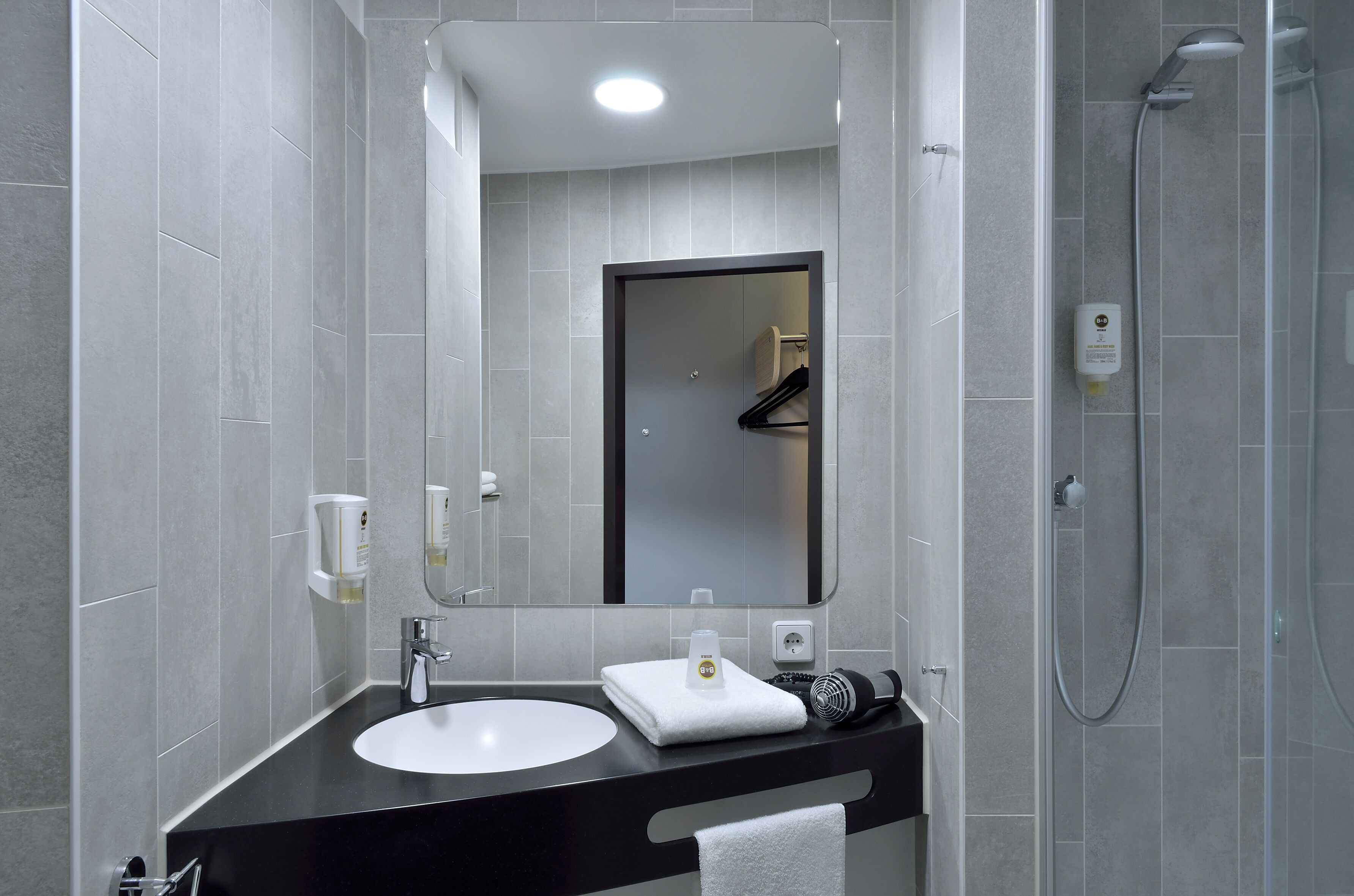 B&B Hotel Salzburg-Nord B&B Hotel Salzburg-Nord