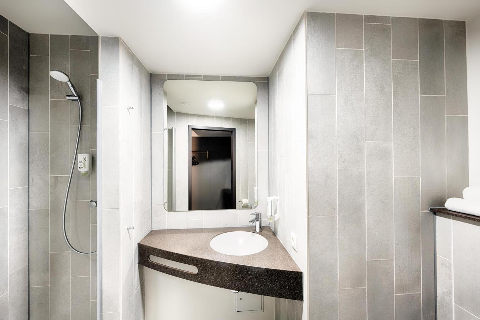 B&B Hotel Salzburg-Nord B&B Hotel Salzburg-Nord