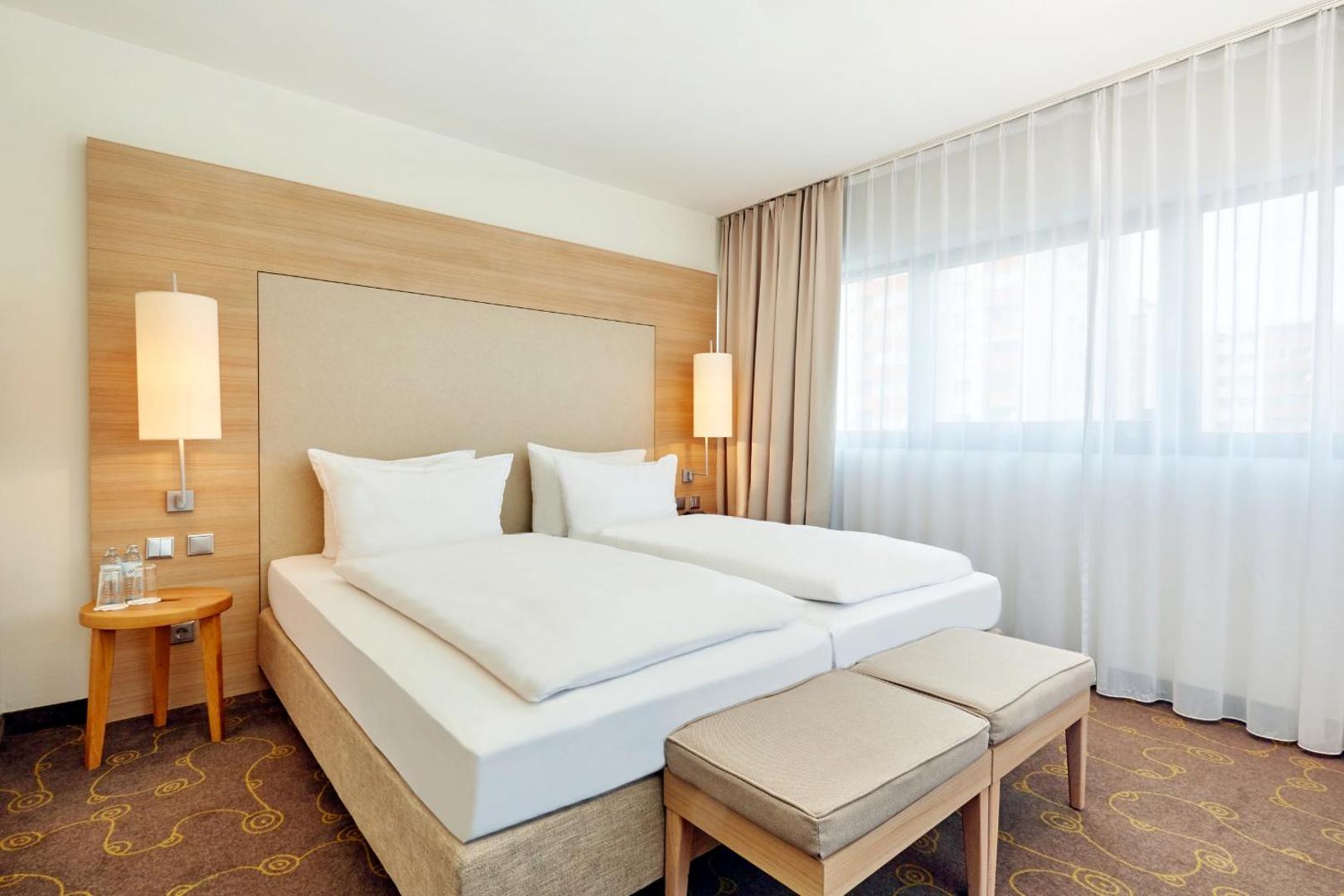 H+ Hotel Salzburg H+ Hotel Salzburg