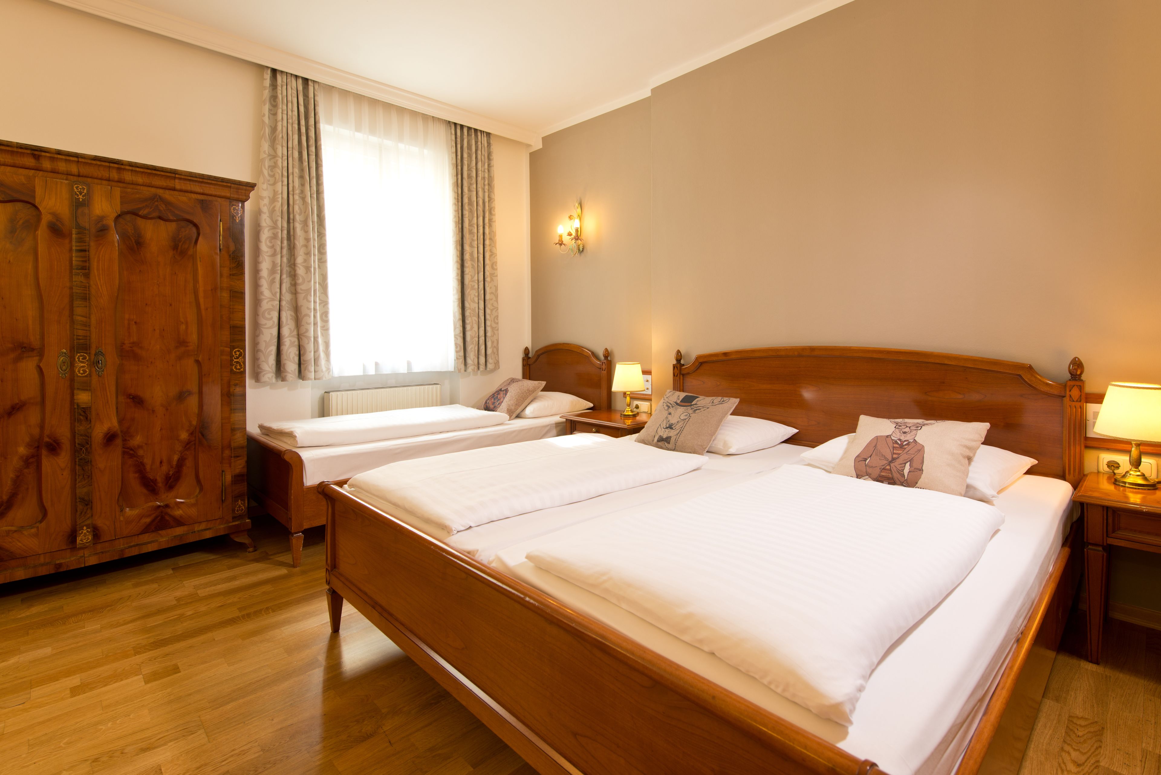 Hotel Zum Hirschen Hotel Zum Hirschen