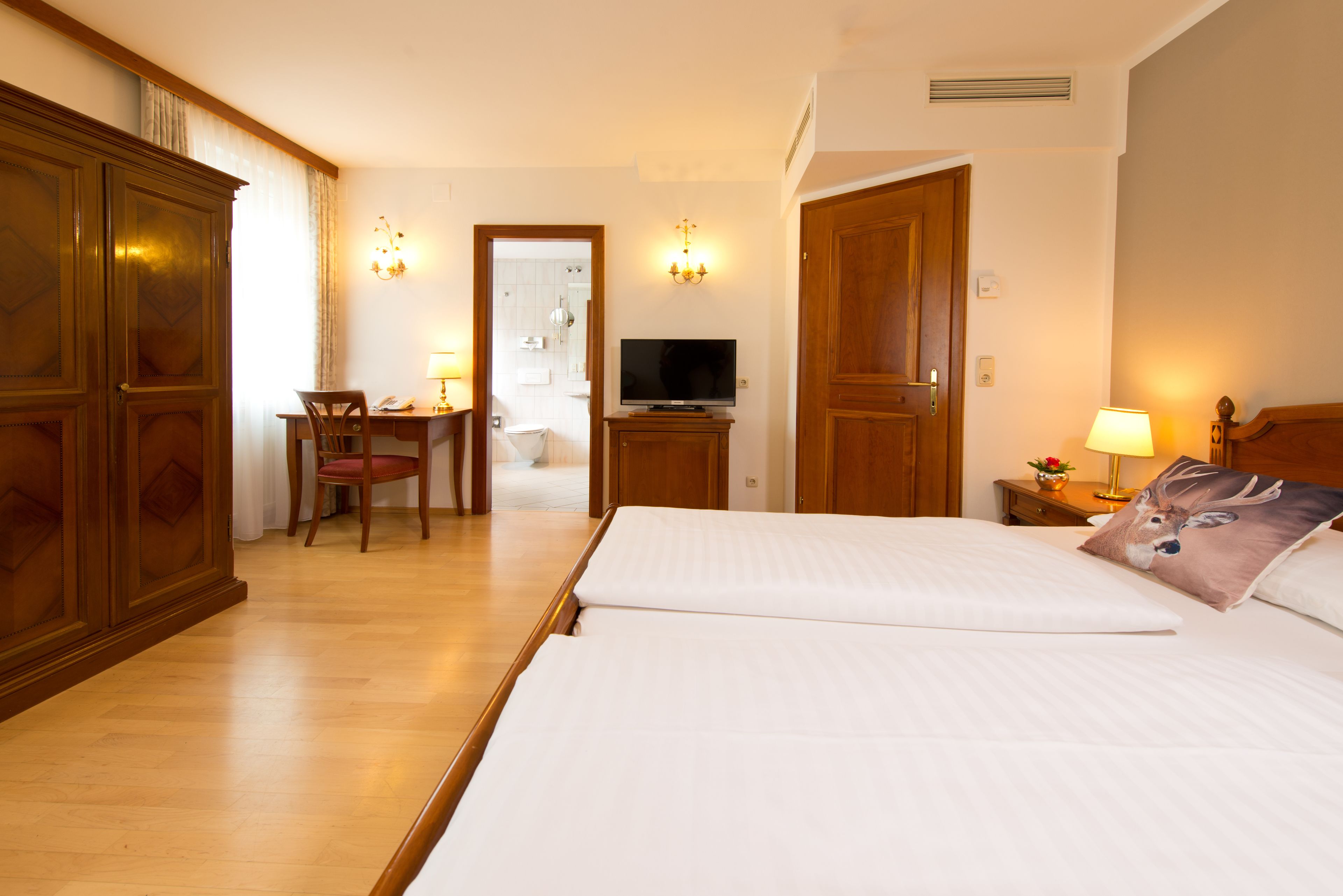 Hotel Zum Hirschen Hotel Zum Hirschen