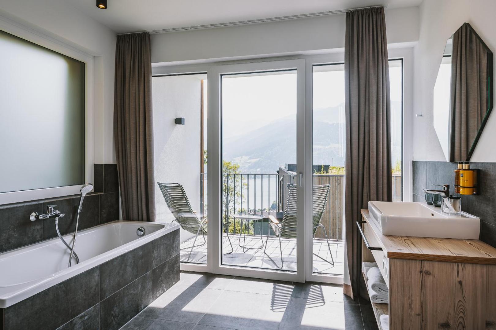 Nikolaus by AvenidA Panoramic Wellness Suites Nikolaus by AvenidA Panoramic Wellness Suites
