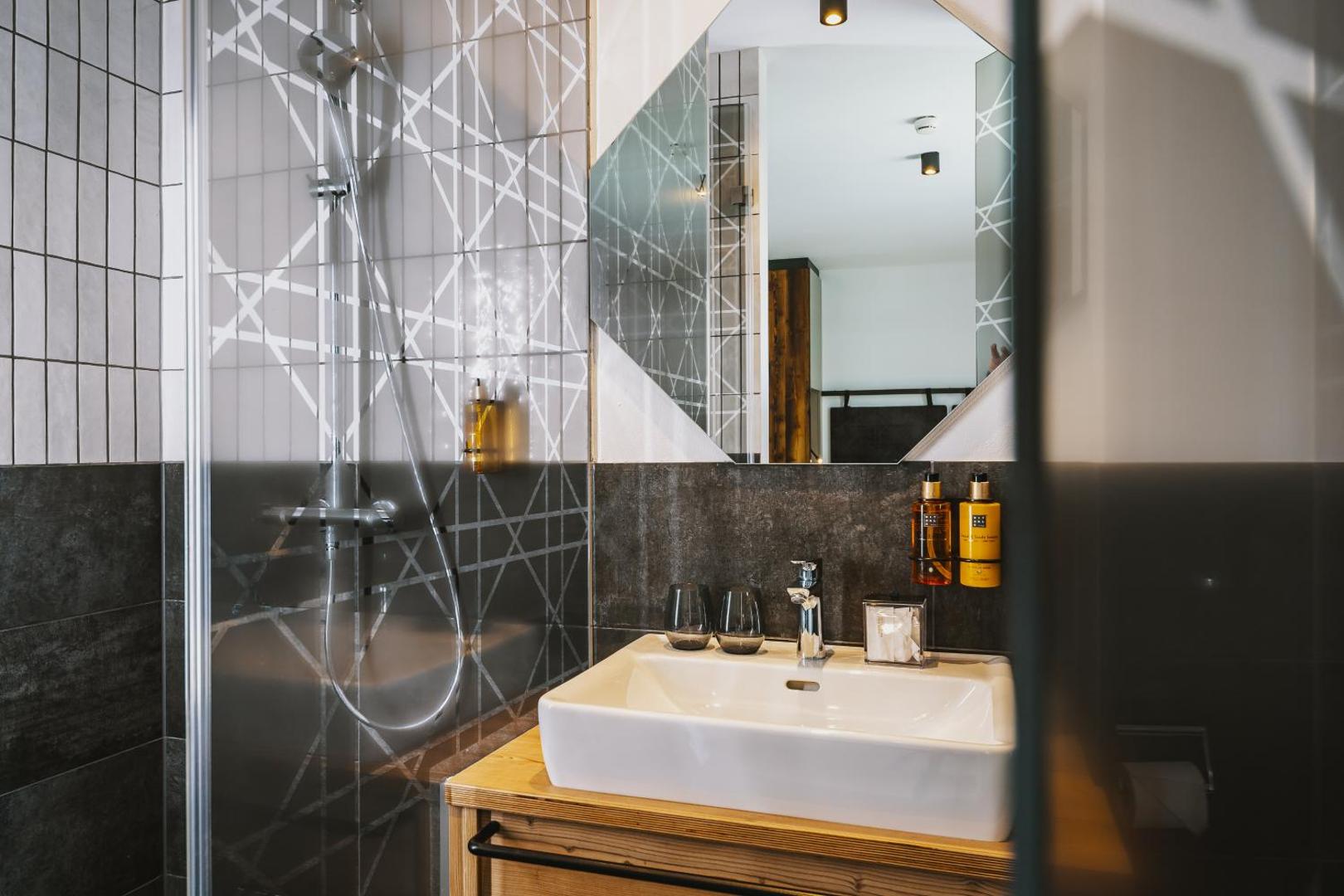 Nikolaus by AvenidA Panoramic Wellness Suites Nikolaus by AvenidA Panoramic Wellness Suites