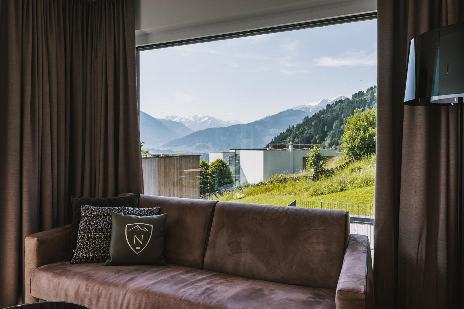 Nikolaus by AvenidA Panoramic Wellness Suites Nikolaus by AvenidA Panoramic Wellness Suites