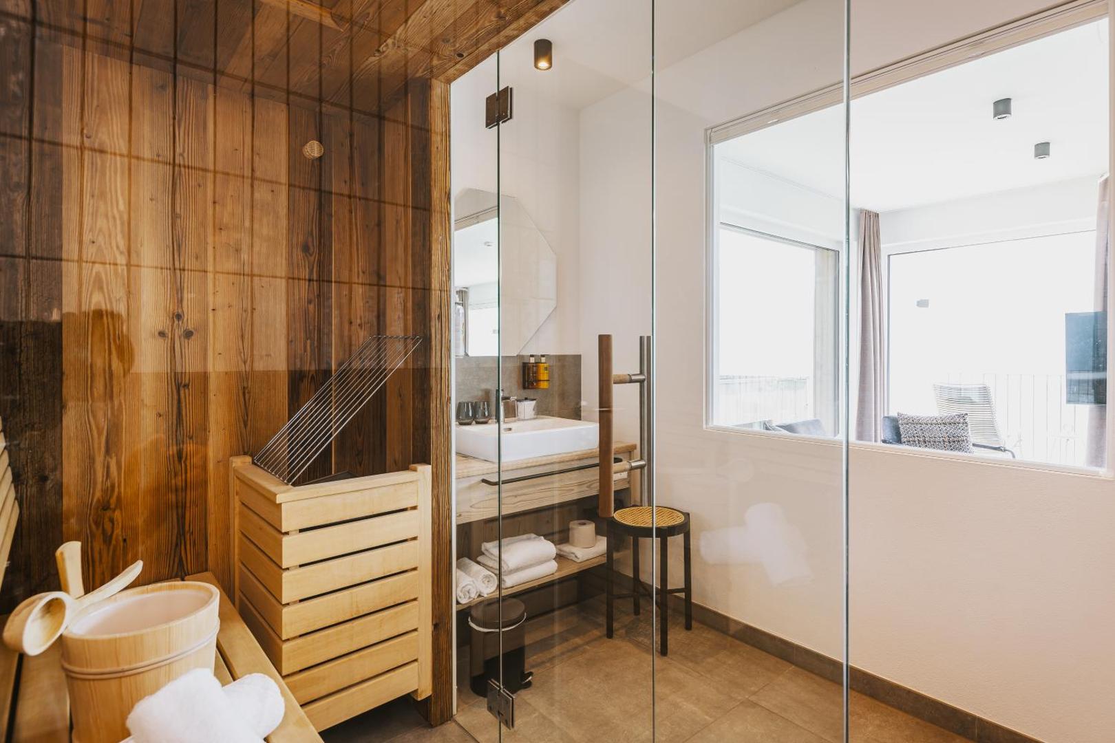 Nikolaus by AvenidA Panoramic Wellness Suites Nikolaus by AvenidA Panoramic Wellness Suites