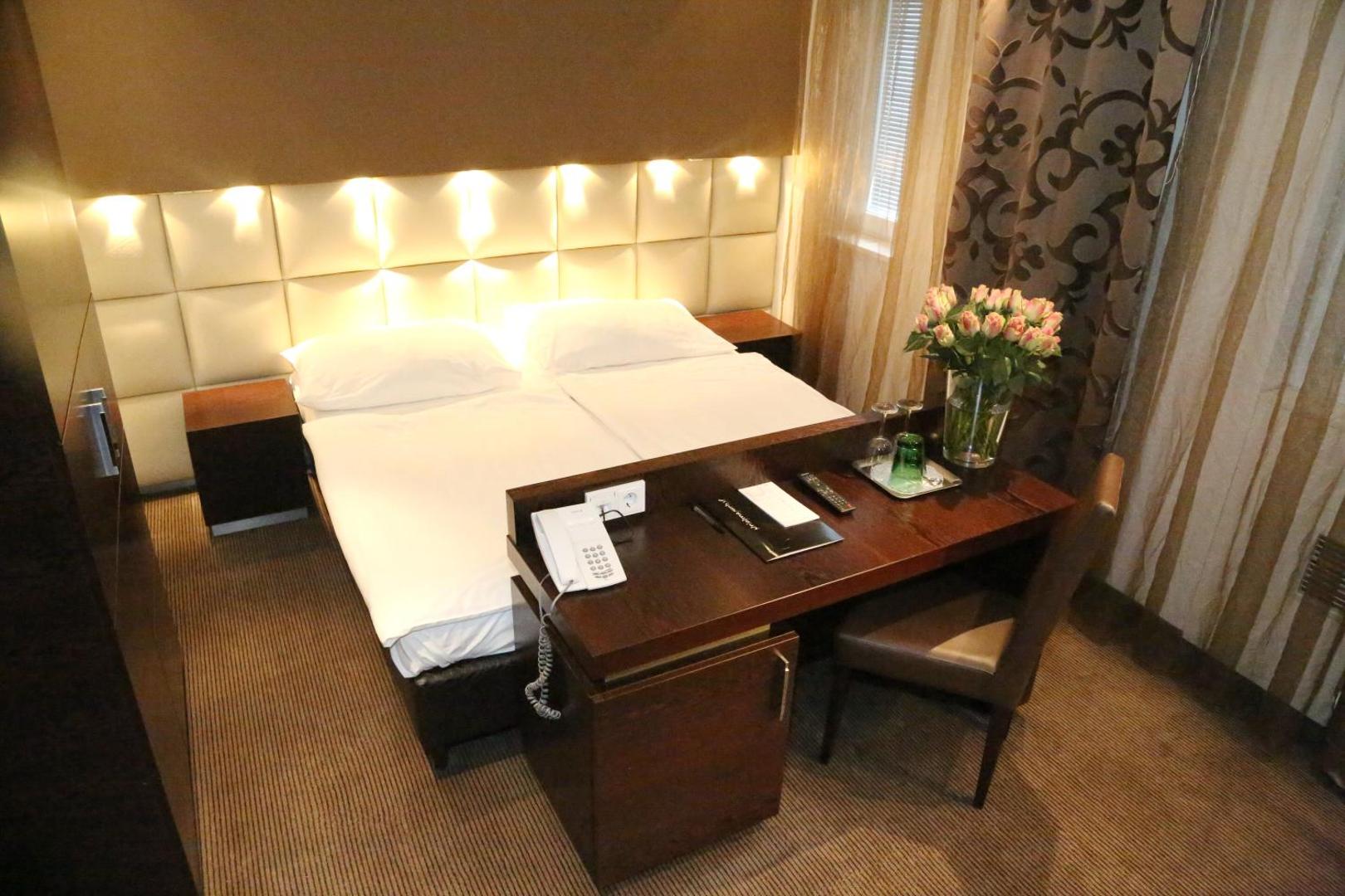 B&B HOTEL Linz City-Ost B&B HOTEL Linz City-Ost