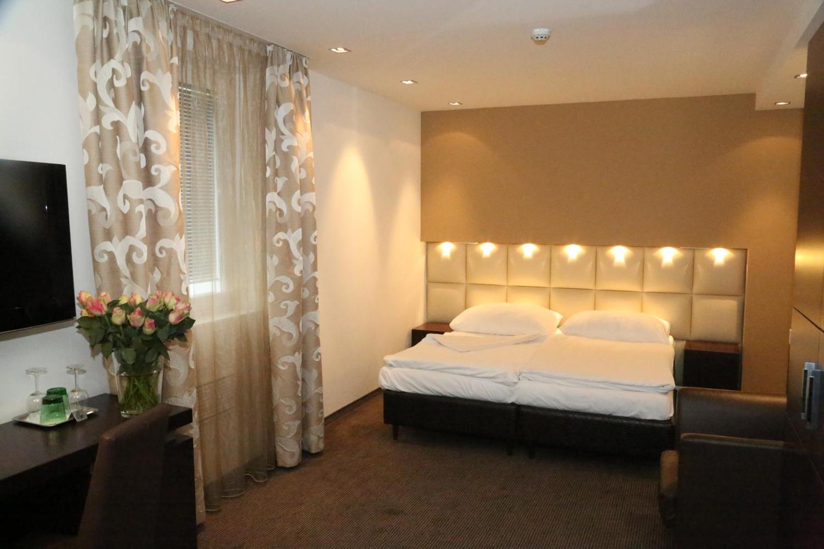 B&B HOTEL Linz City-Ost B&B HOTEL Linz City-Ost