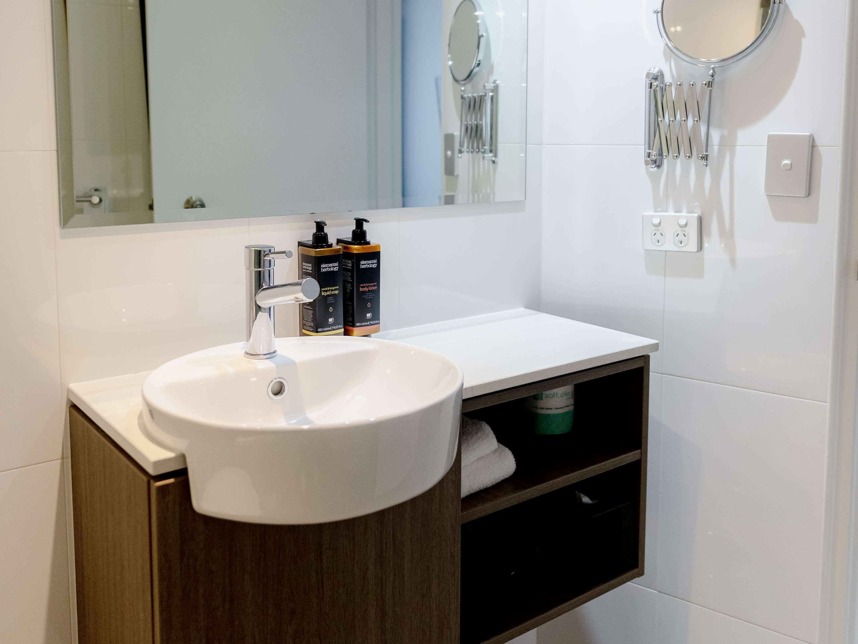 Mercure Brisbane Spring Hill Mercure Brisbane Spring Hill
