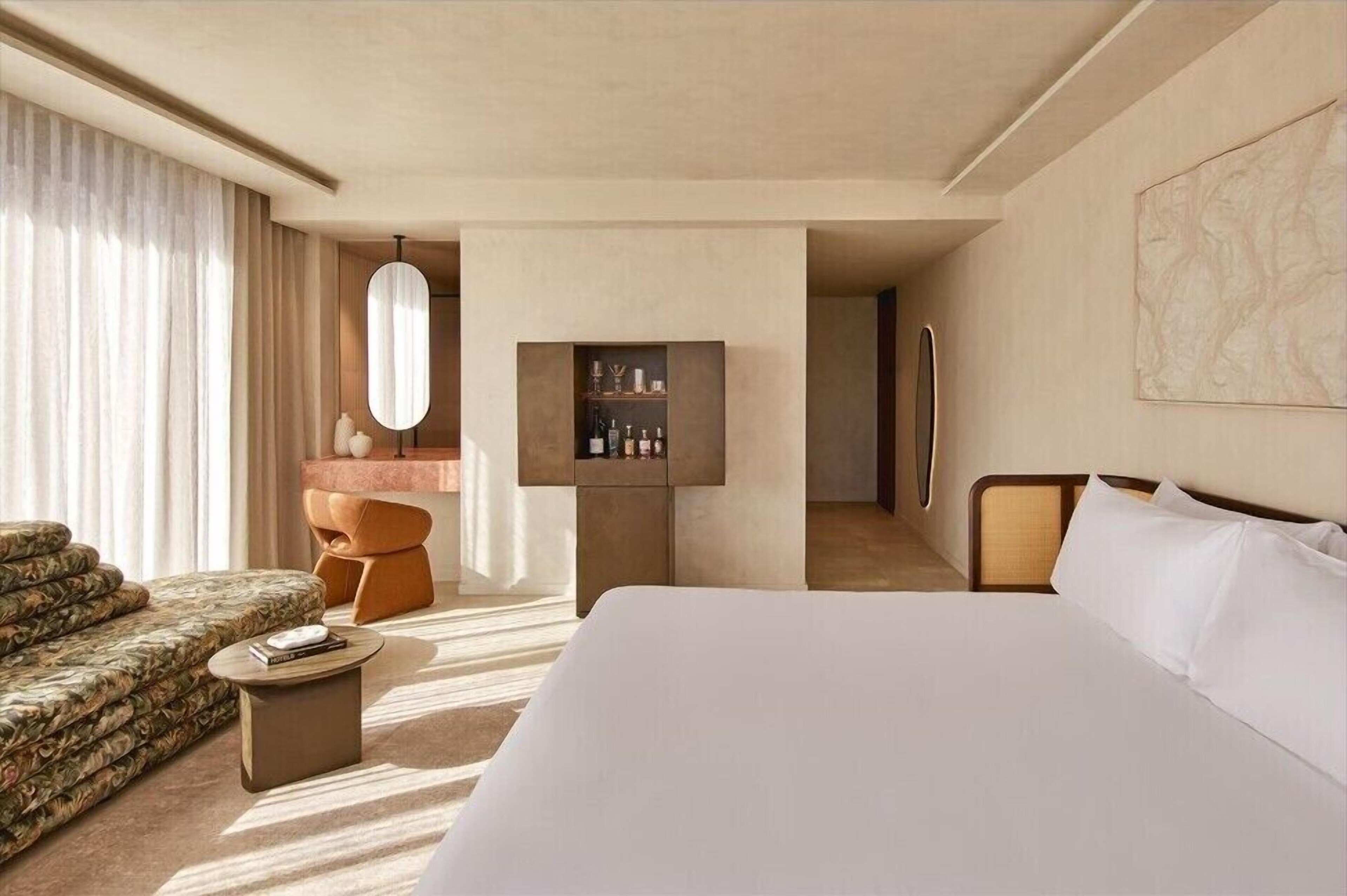 Mondrian Gold Coast Mondrian Gold Coast