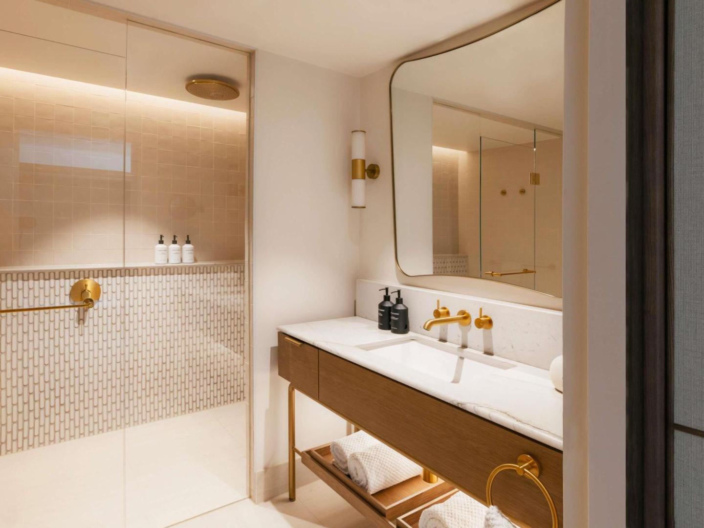 Elysium Noosa Resort - MGallery Collection