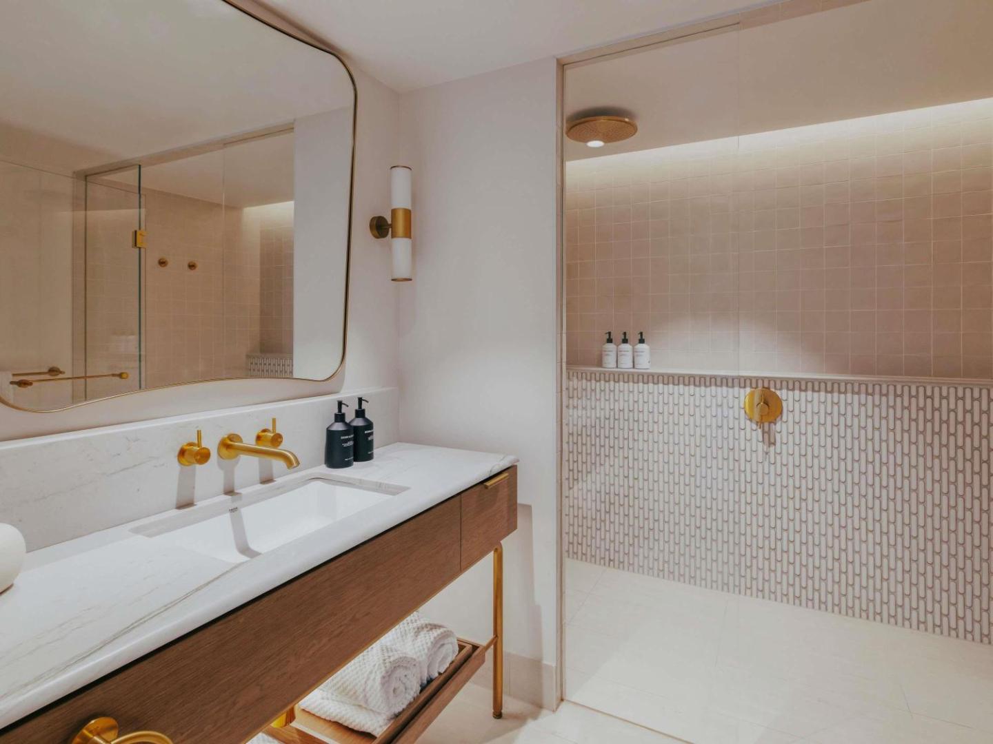 Elysium Noosa Resort - MGallery Collection