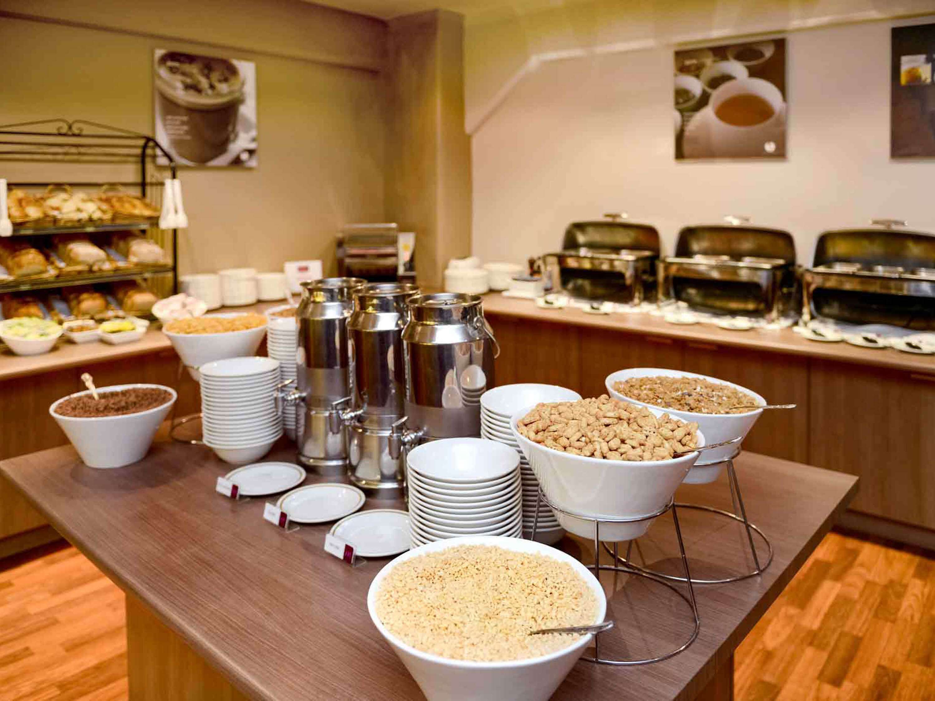 Grosvenor Hotel Adelaide