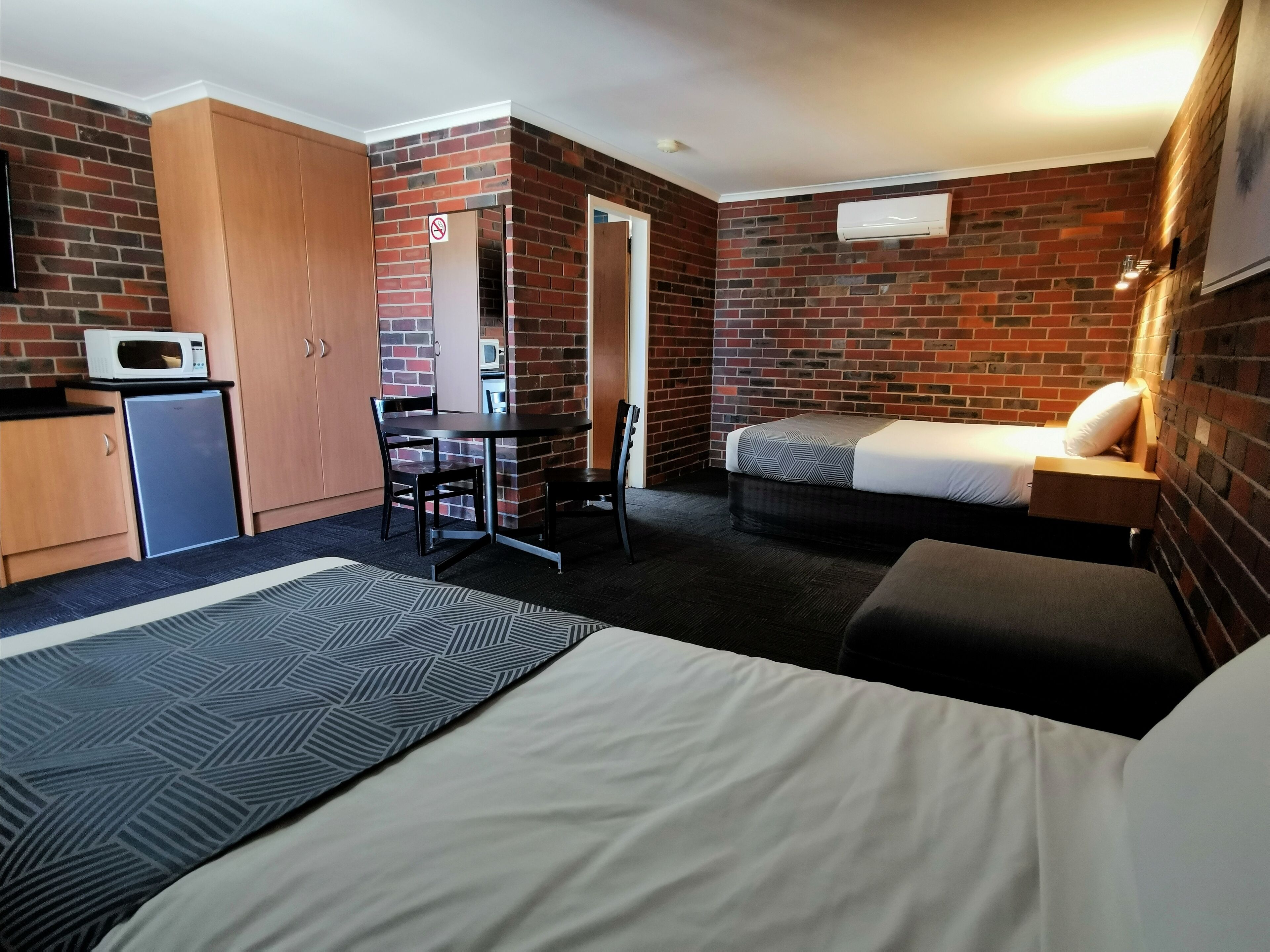 Comfort Inn Town House Comfort Inn Town House