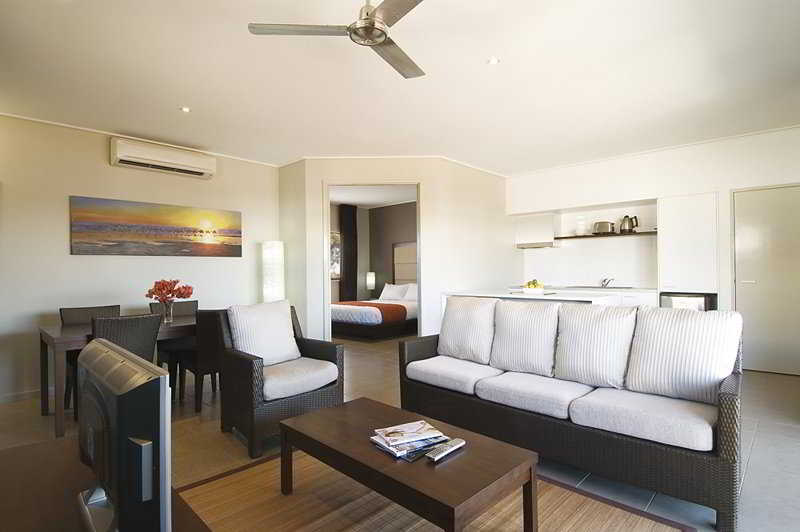 Oaks Cable Beach Resort Oaks Cable Beach Resort