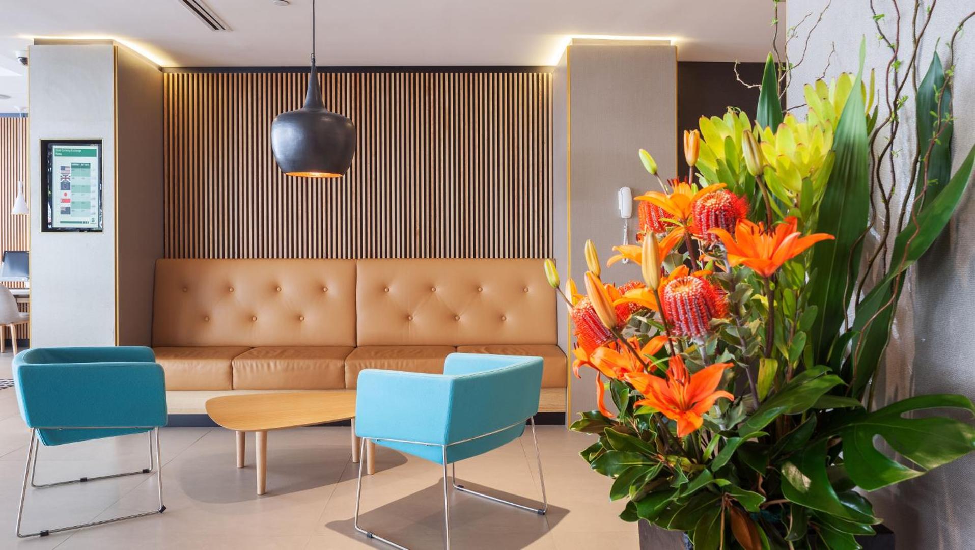 Holiday Inn Perth City Centre Holiday Inn Perth City Centre