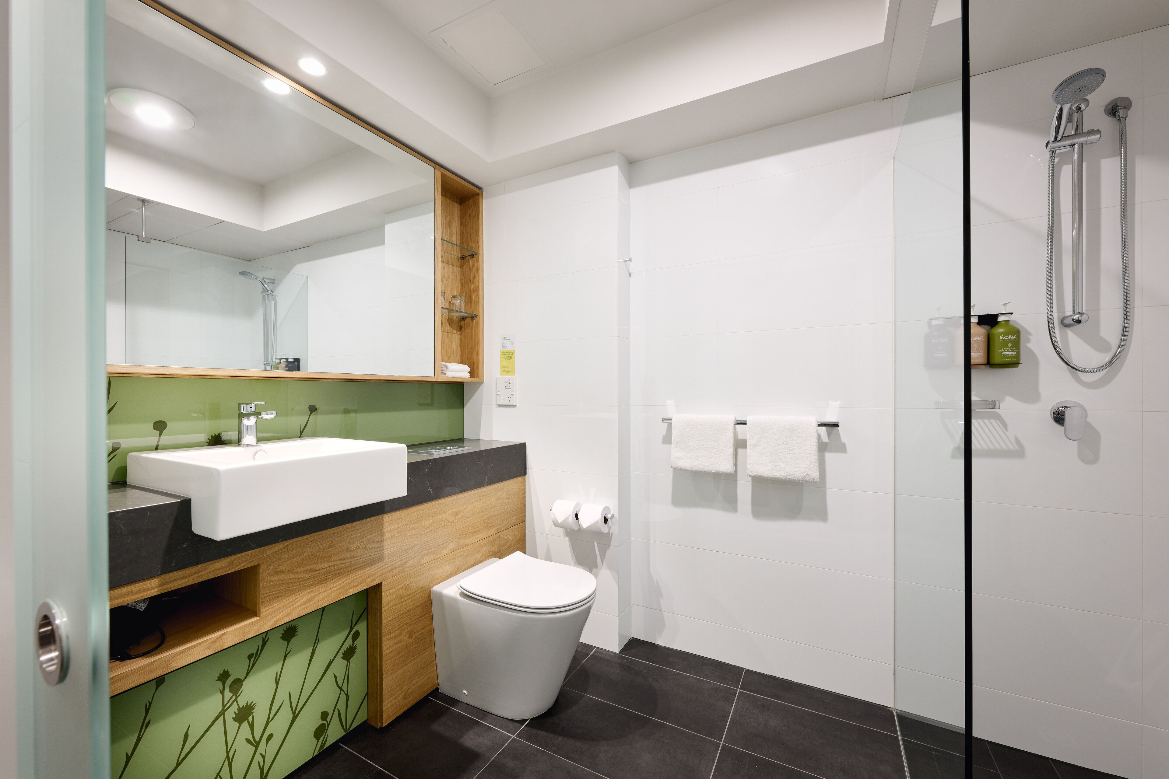 Holiday Inn Perth City Centre Holiday Inn Perth City Centre