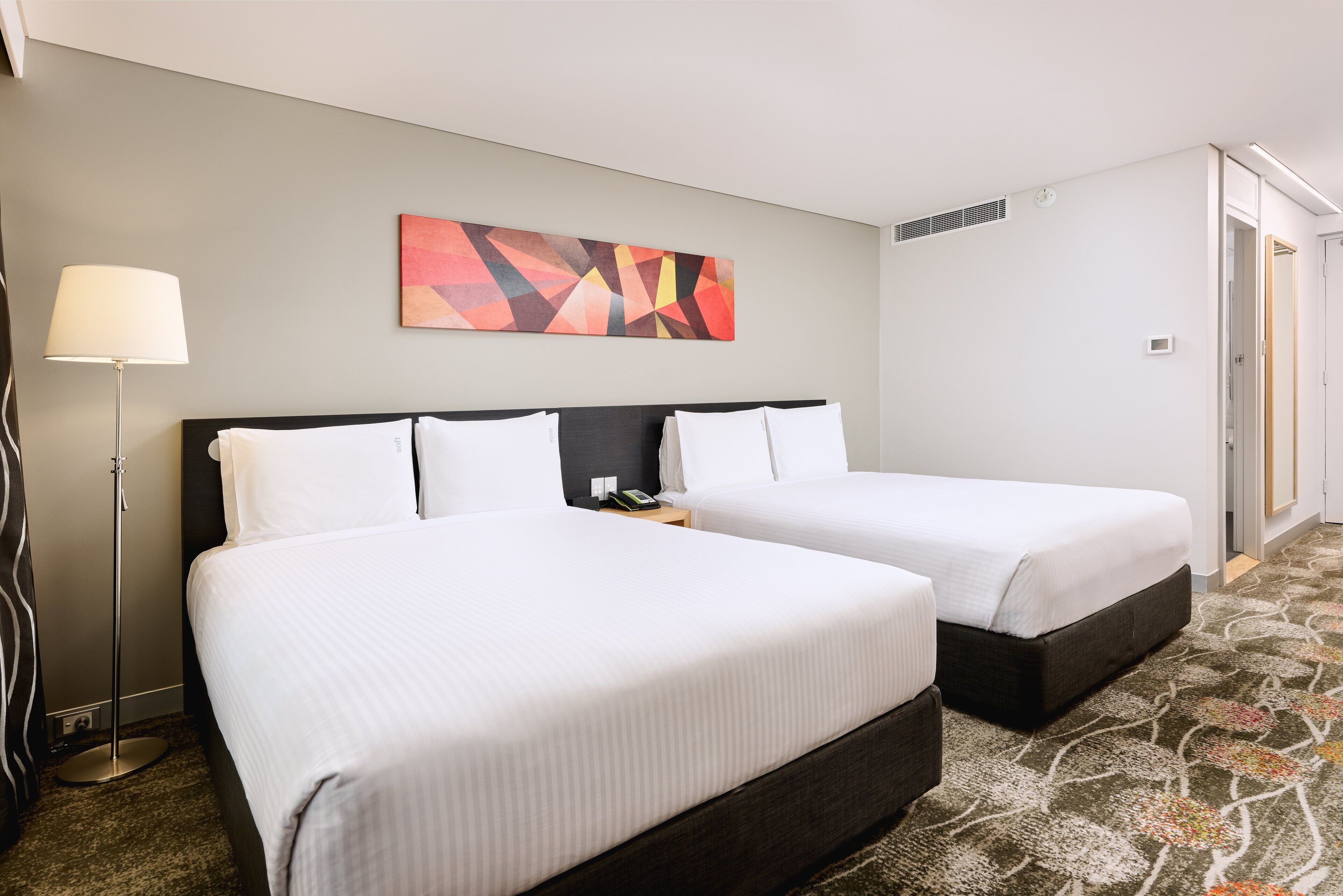 Holiday Inn Perth City Centre Holiday Inn Perth City Centre