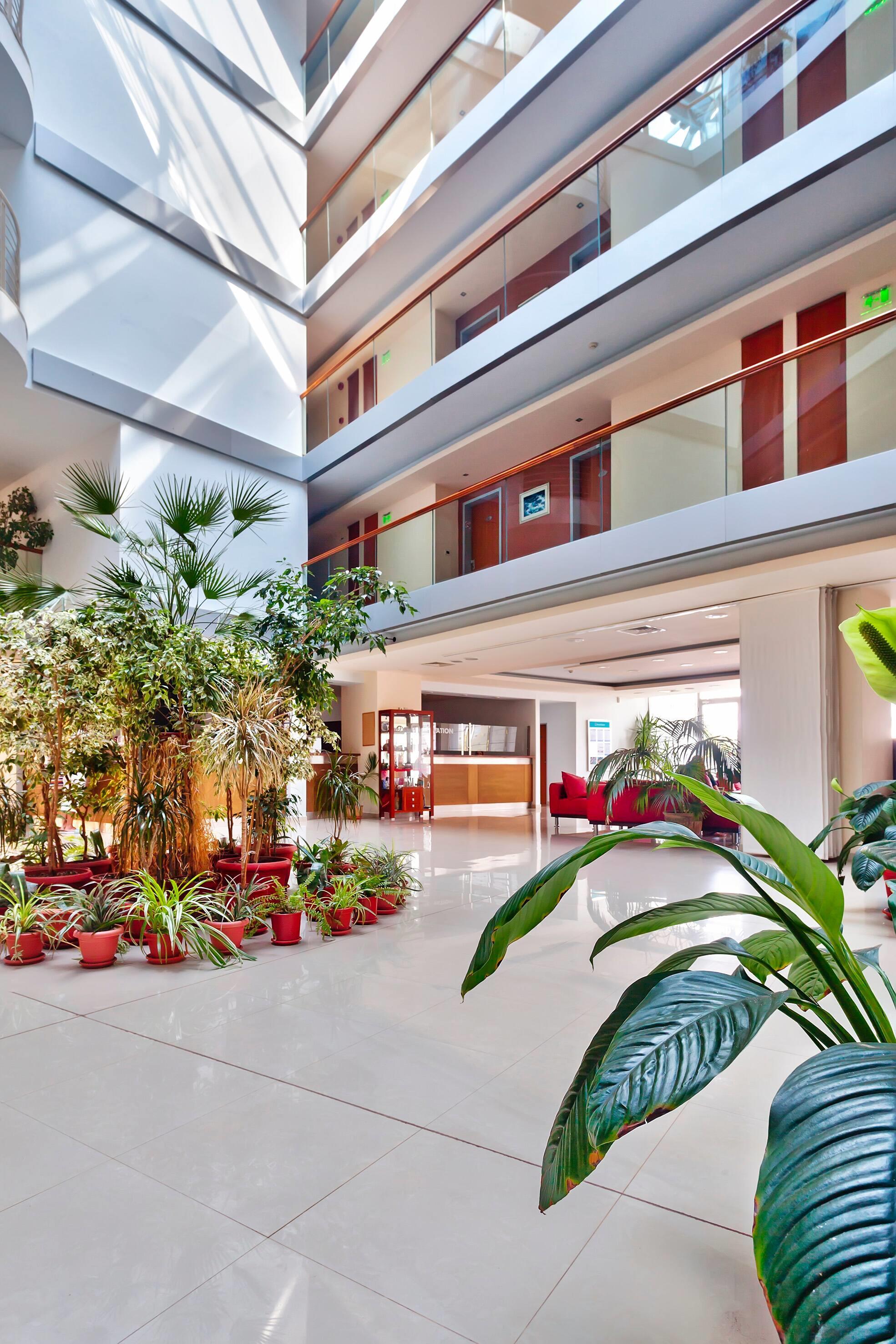 Hotel Marina Palace Affiliated by Meliá Hotel Marina Palace Affiliated by Meliá