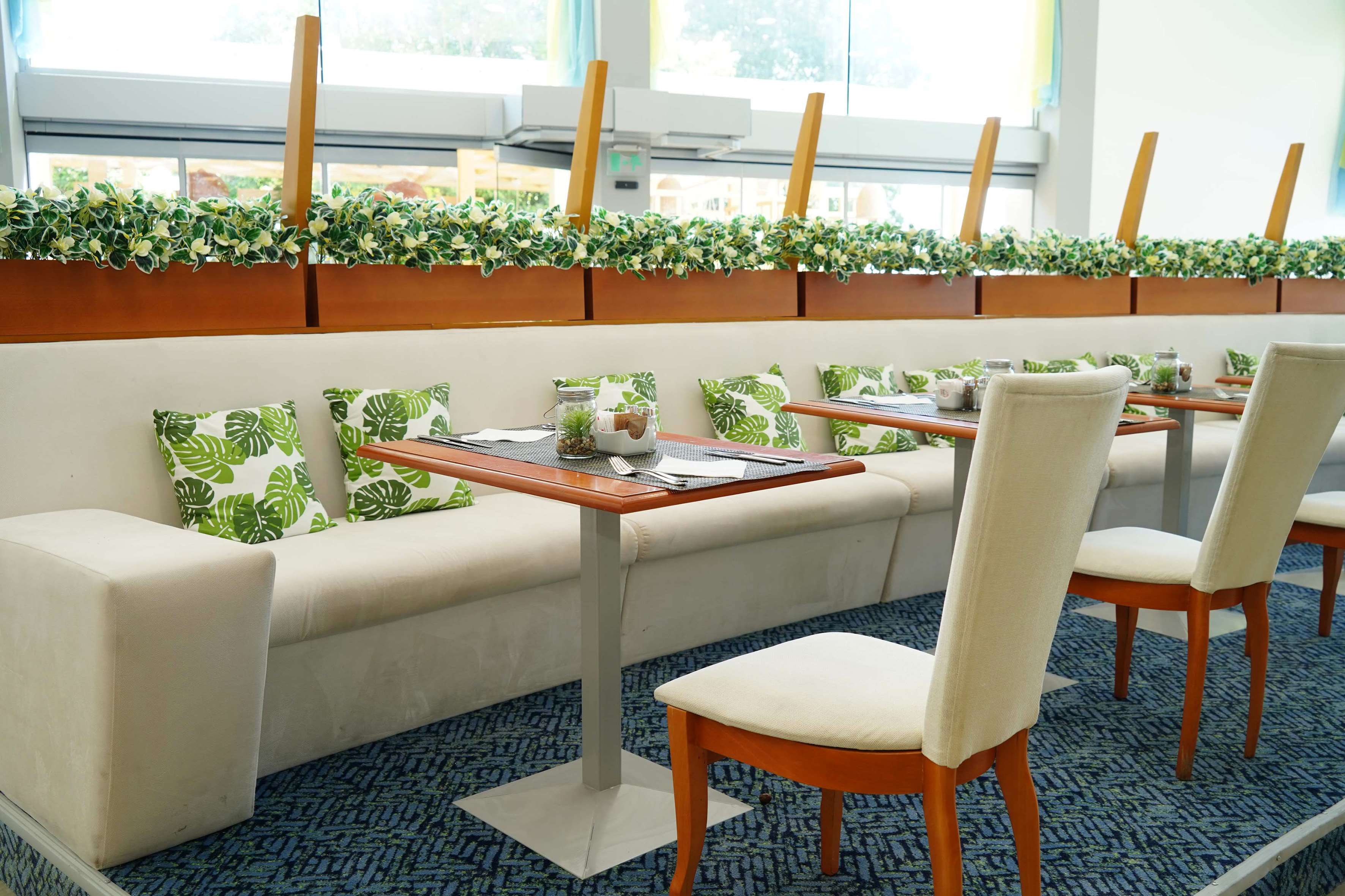 Hotel Marina Palace Affiliated by Meliá Hotel Marina Palace Affiliated by Meliá