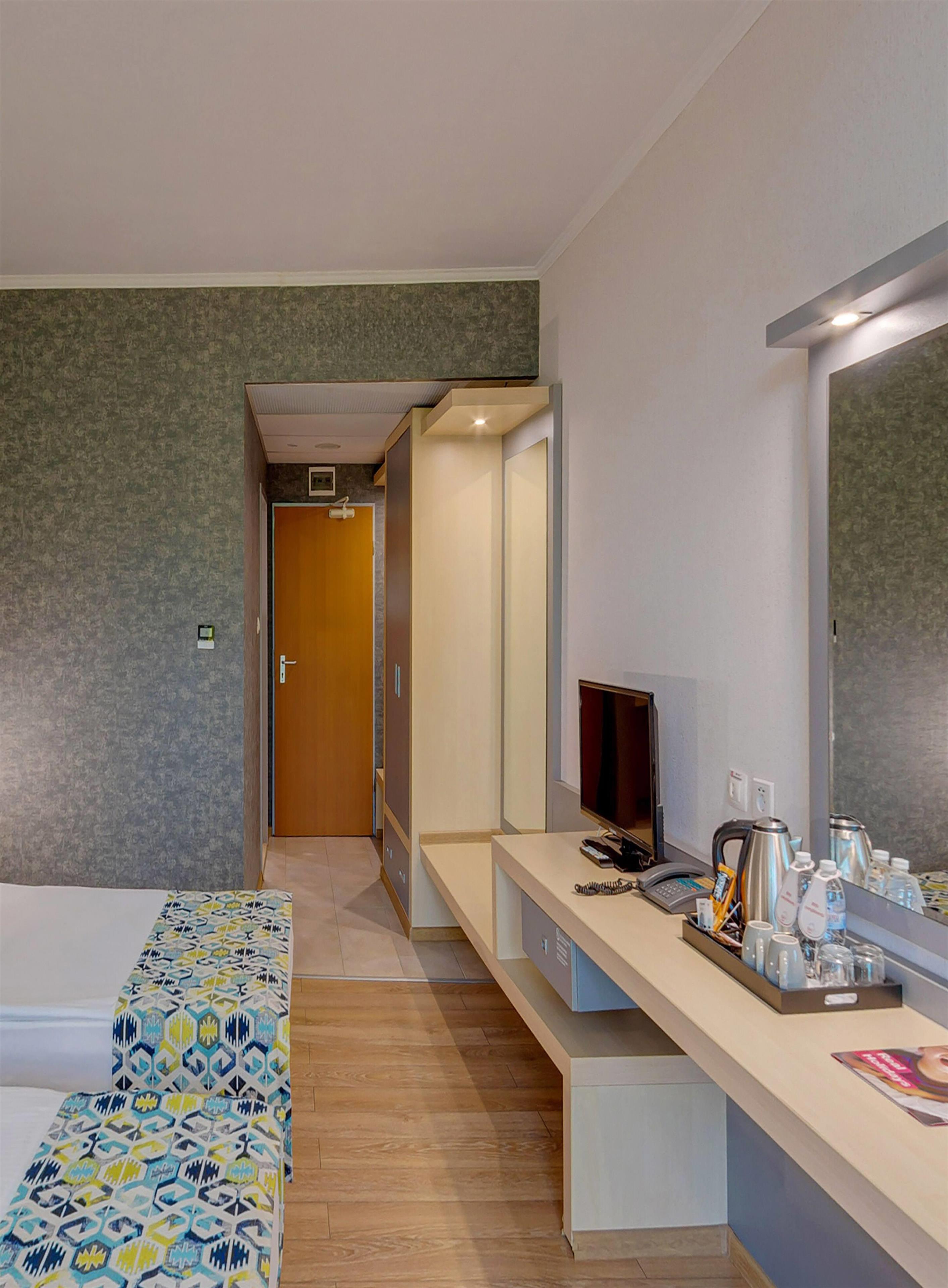 Hotel Marina Palace Affiliated by Meliá Hotel Marina Palace Affiliated by Meliá